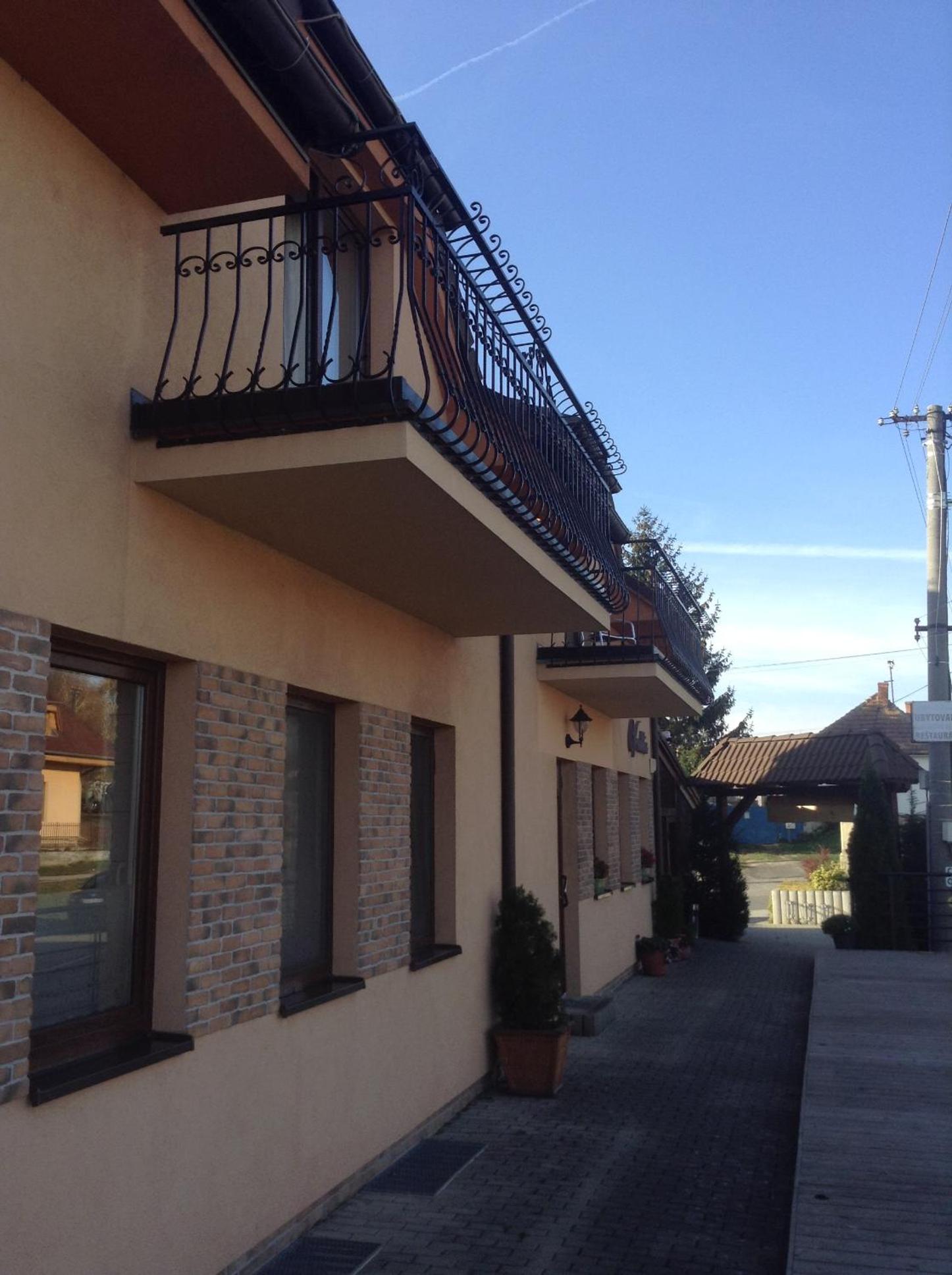 Photo 28