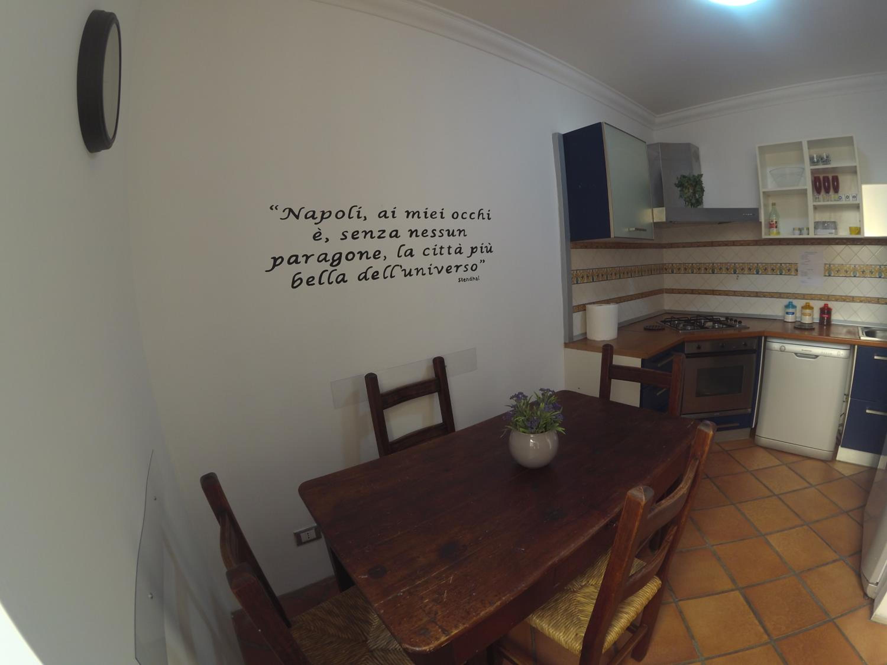 Apartment in Santa Chiara, The Heart of Naples