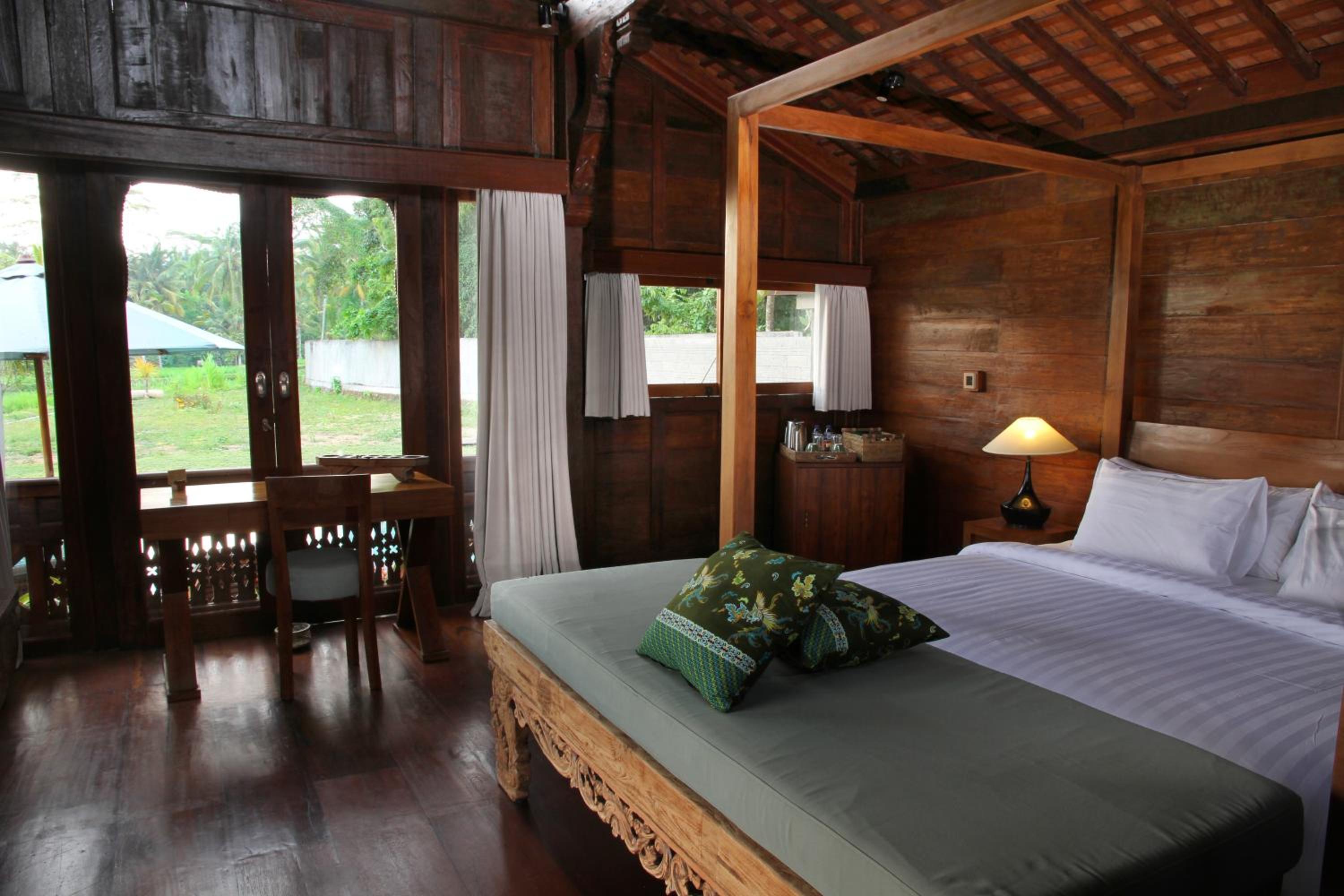 Benisari Batik Garden Cottage