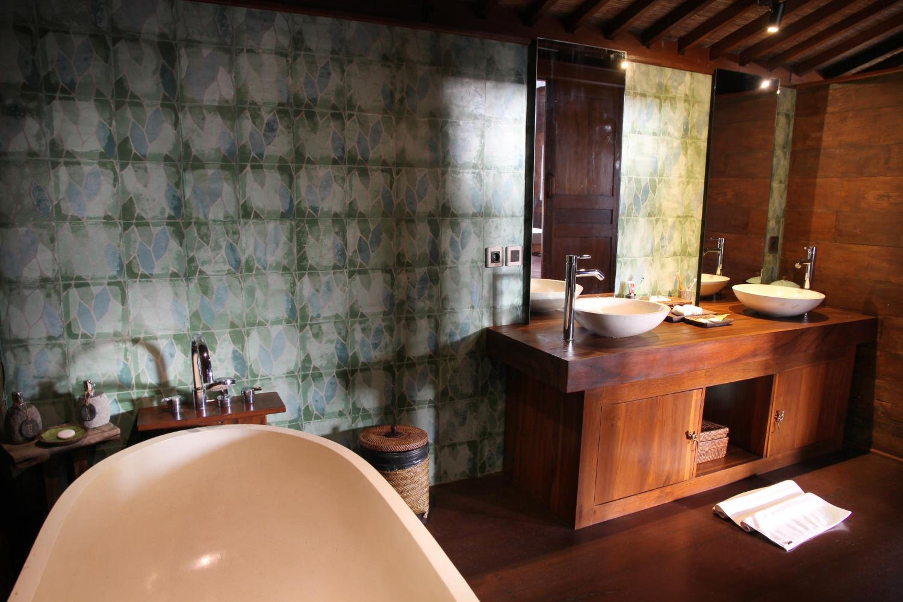 Benisari Batik Garden Cottage