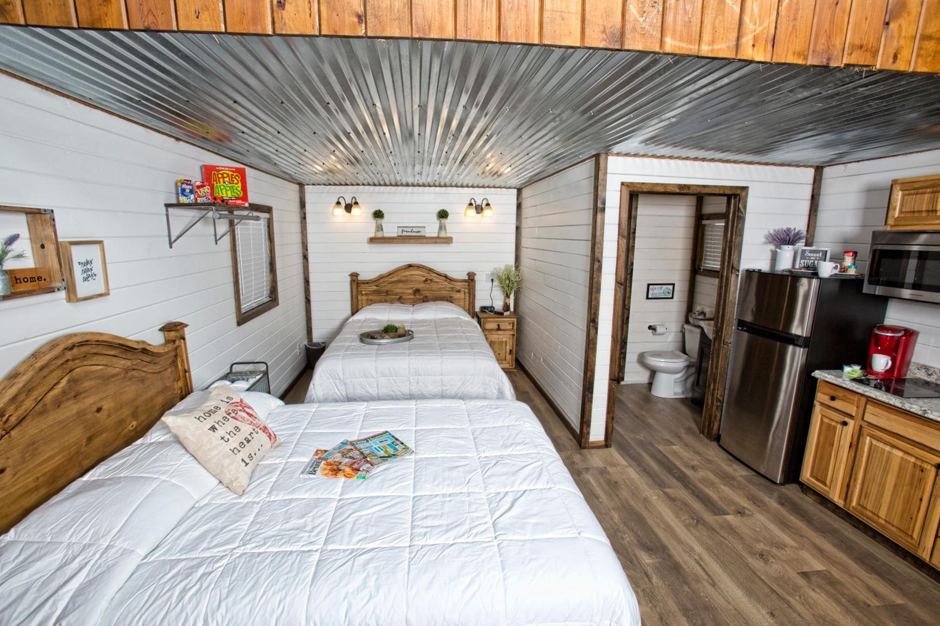 Stateline Cabin