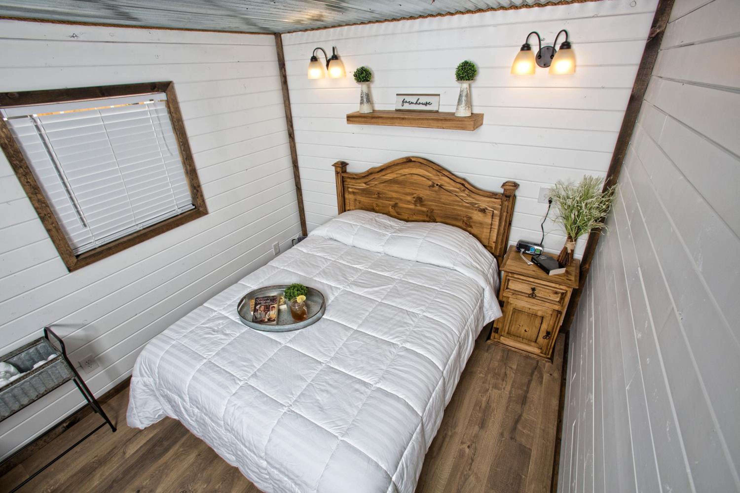 Stateline Cabin