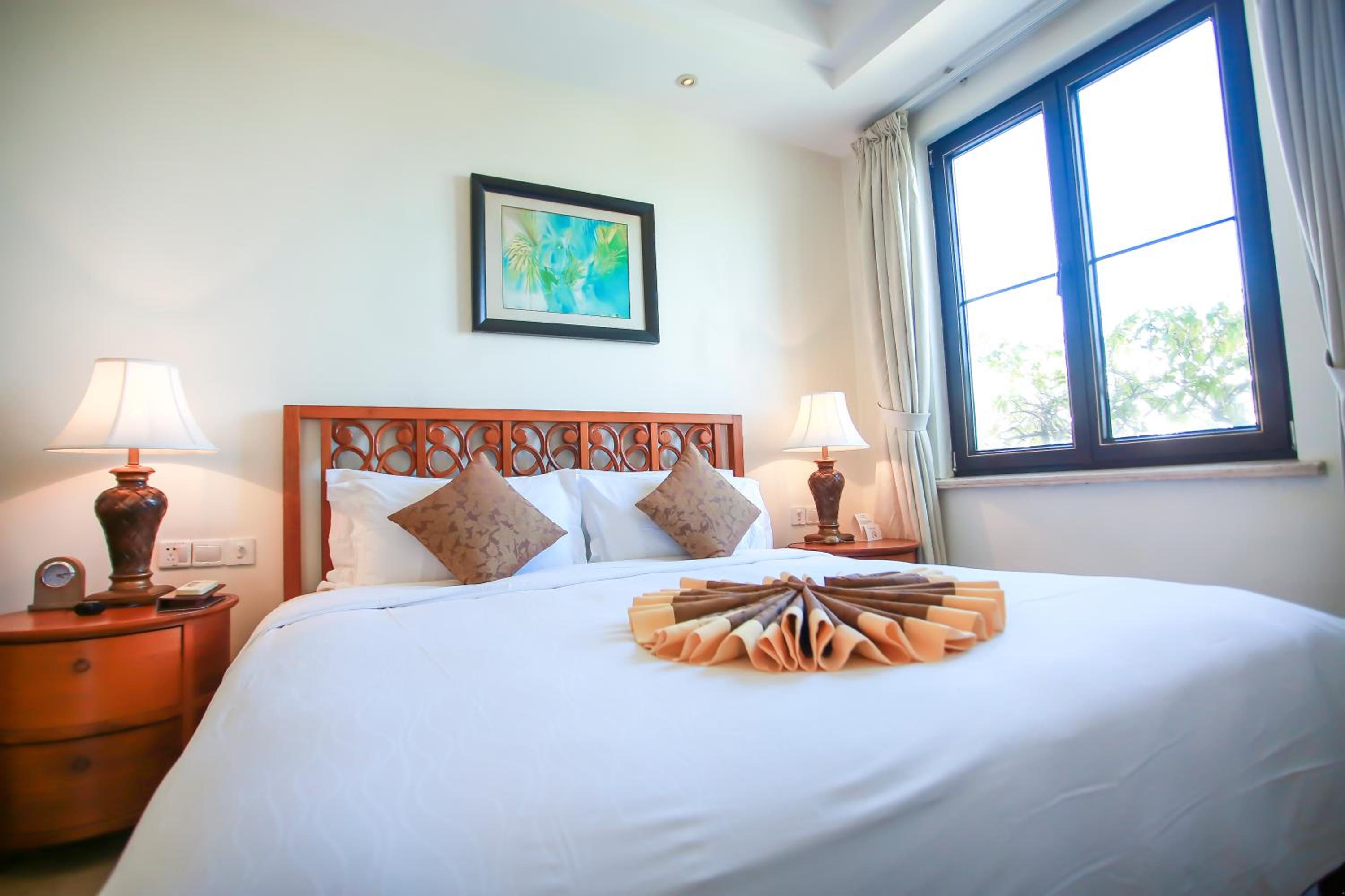 Aegean Suites Sanya Yalong Bay Resort