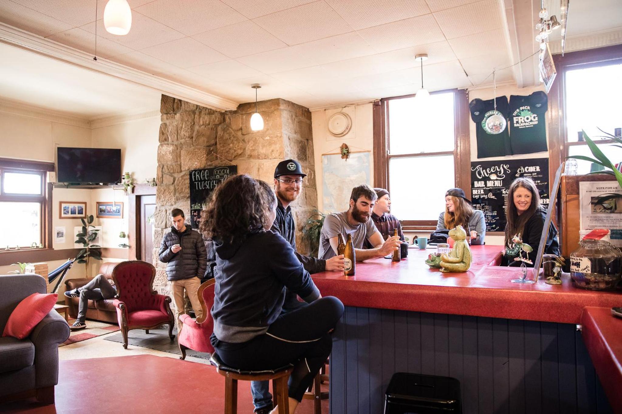 Hobart Vacations - The Pickled Frog - Property Image 5