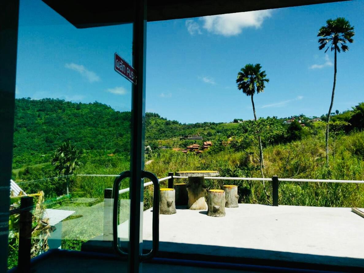 Thanorm Rak Resort