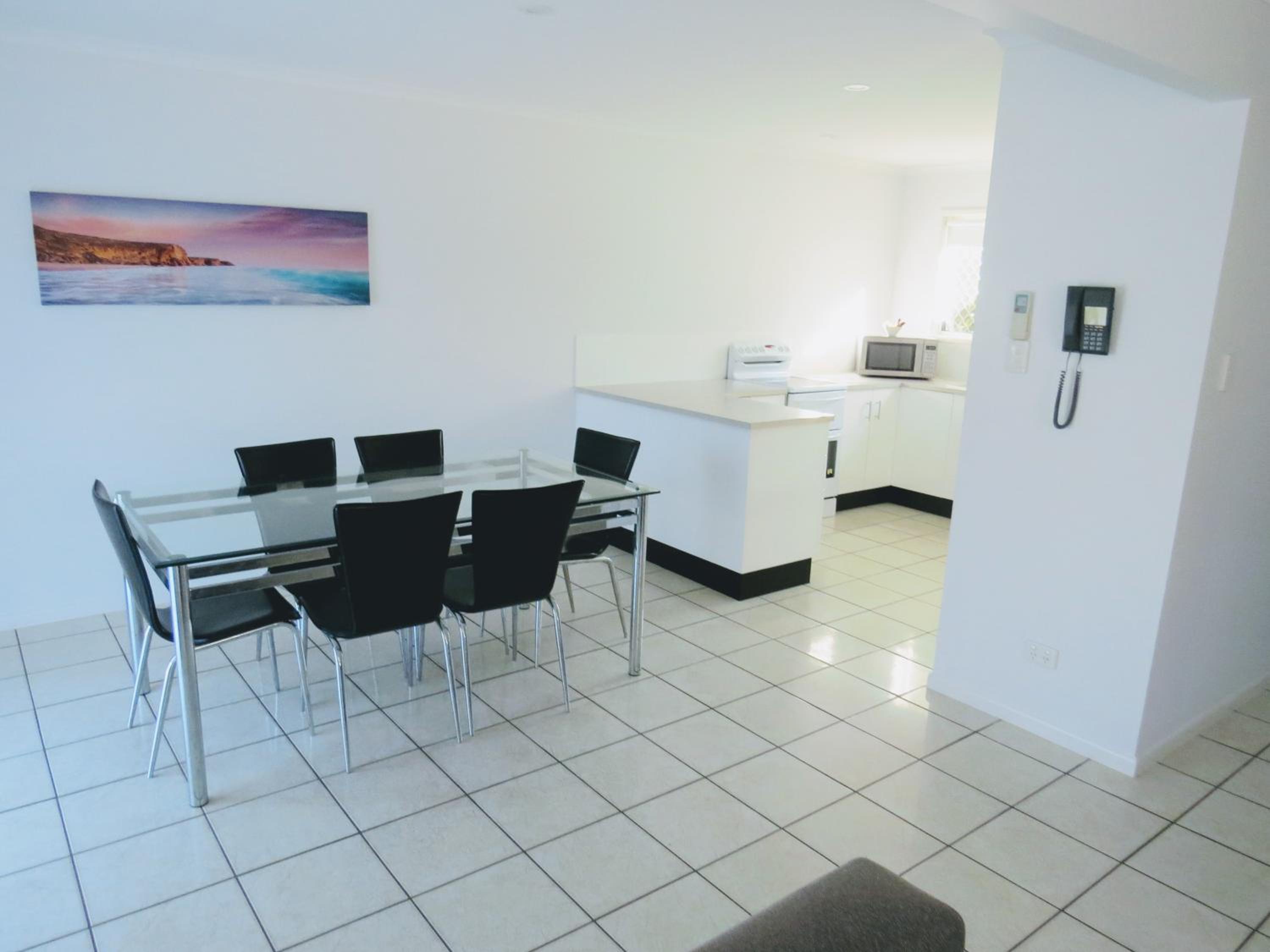 The Shores Holiday Apartments