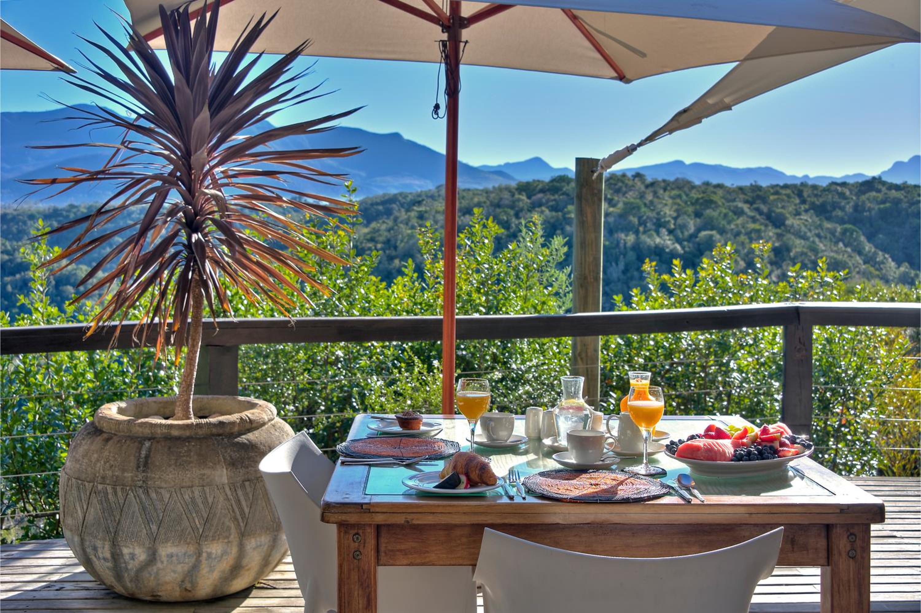 Hog Hollow Country Lodge view 2