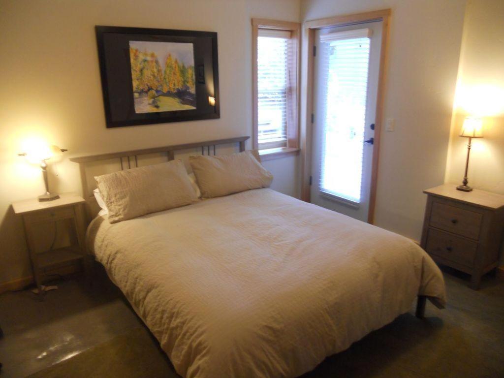 Hutson's Hideaway 30 Day view 2