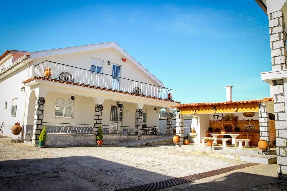 Hospedaria Santa Cruz