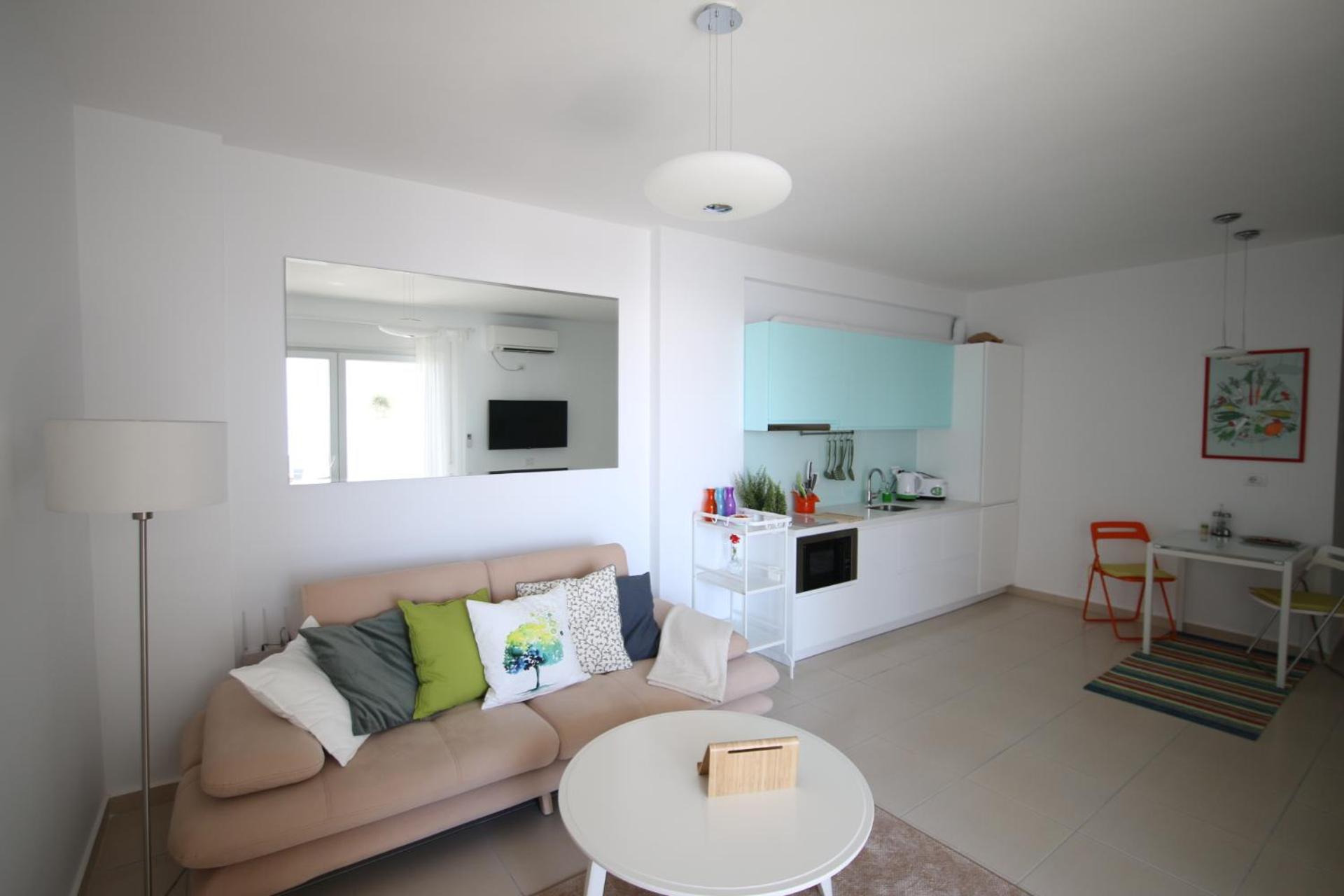 White Sea View Residence