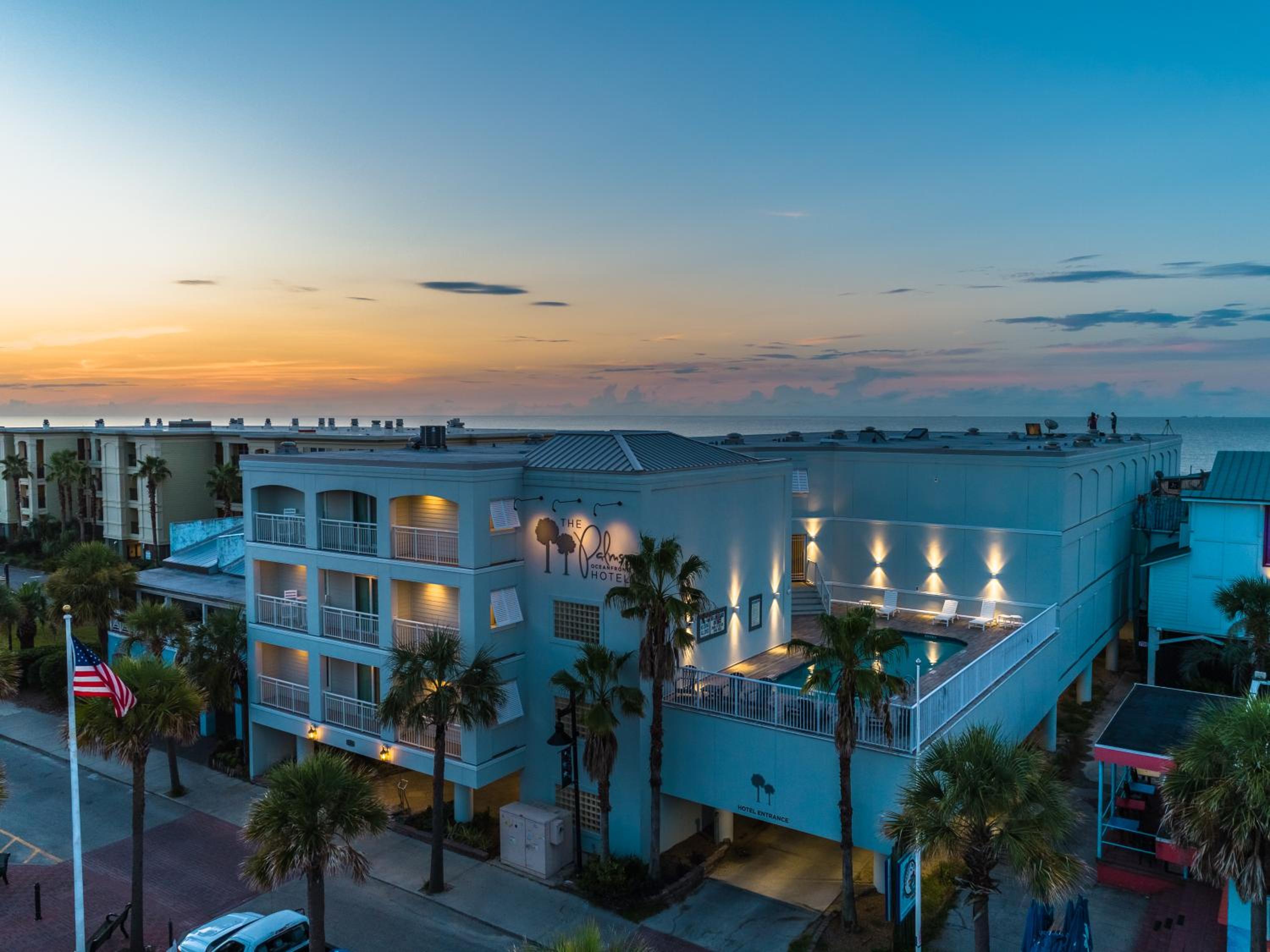 Charleston Vacations - The Palms Oceanfront Hotel - Property Image 1