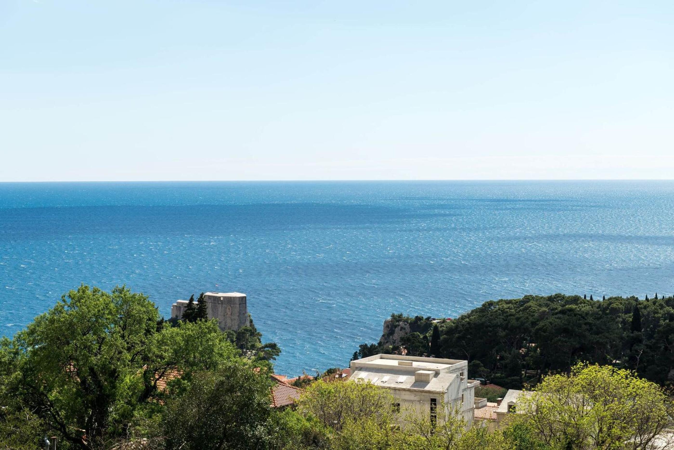 Apartments Baltazar with Sea View&Jacuzzi