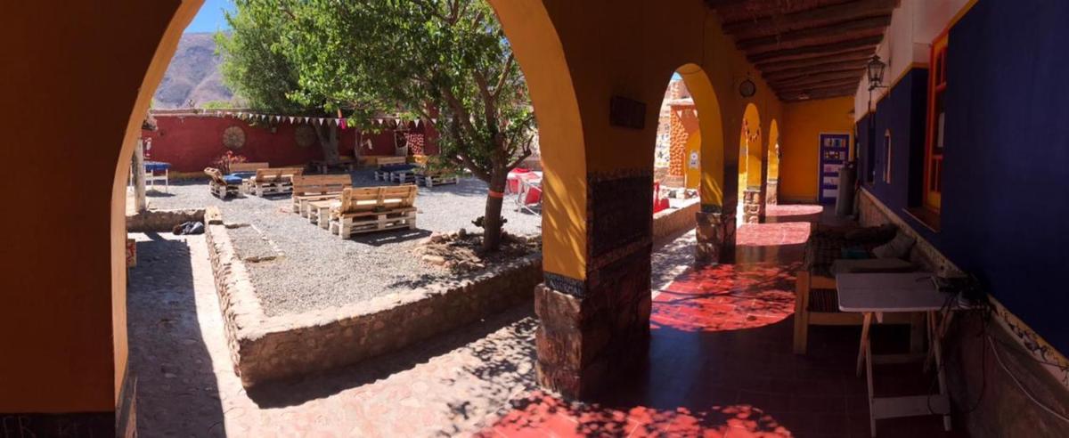 El Farolito Hostel