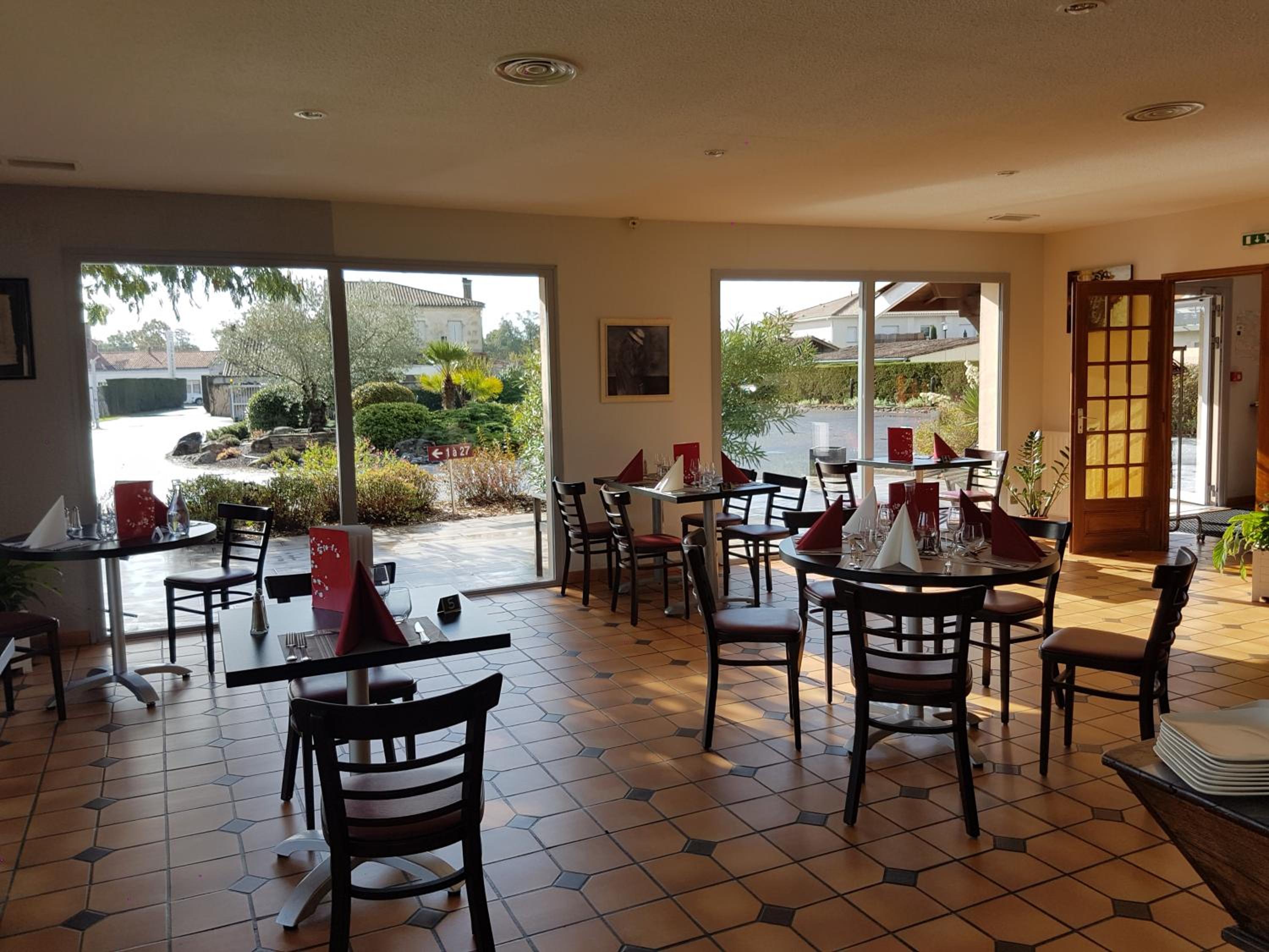 restaurant