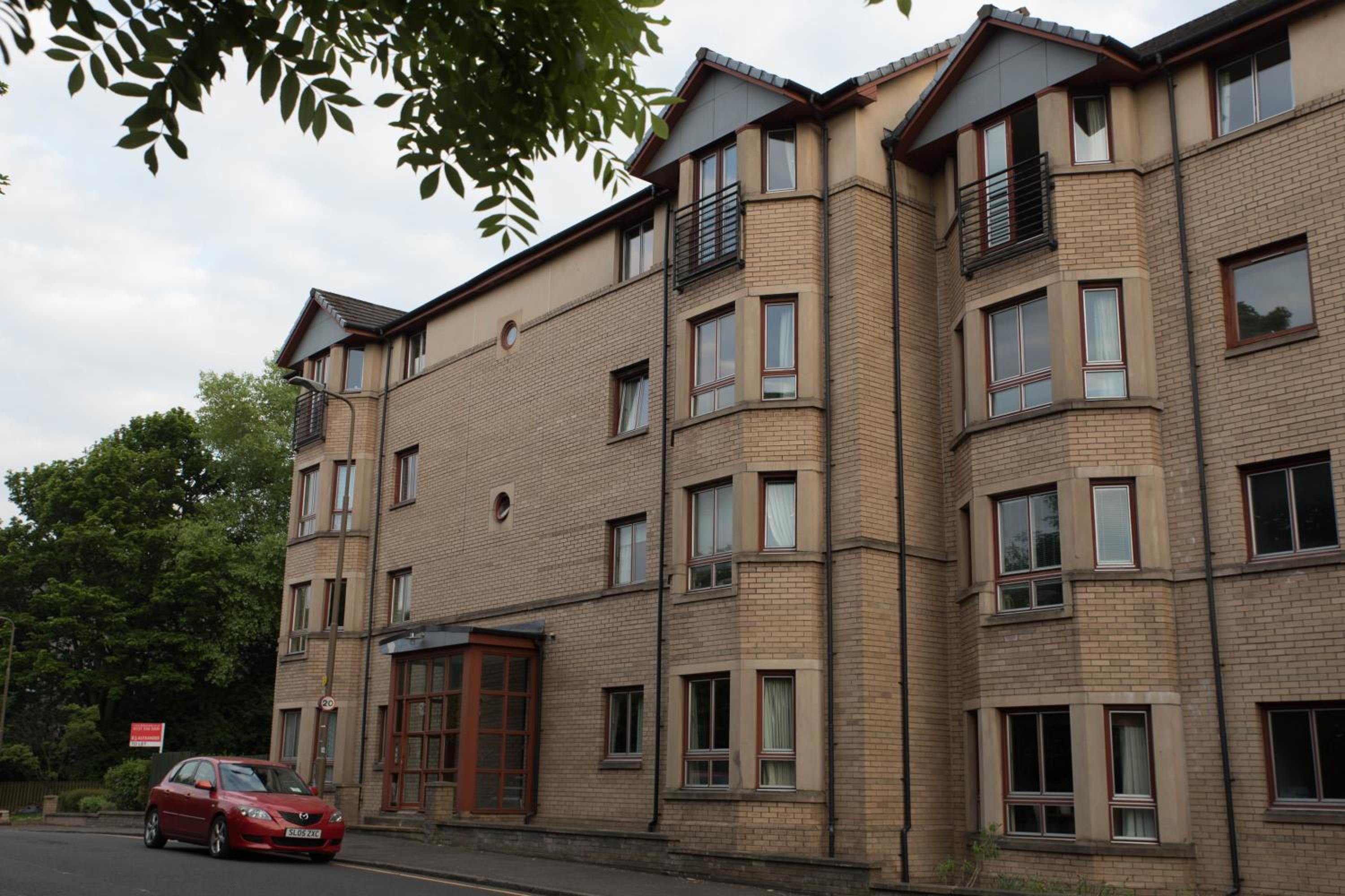 South Groathill - Lovely 2 bed with Castle View view 2