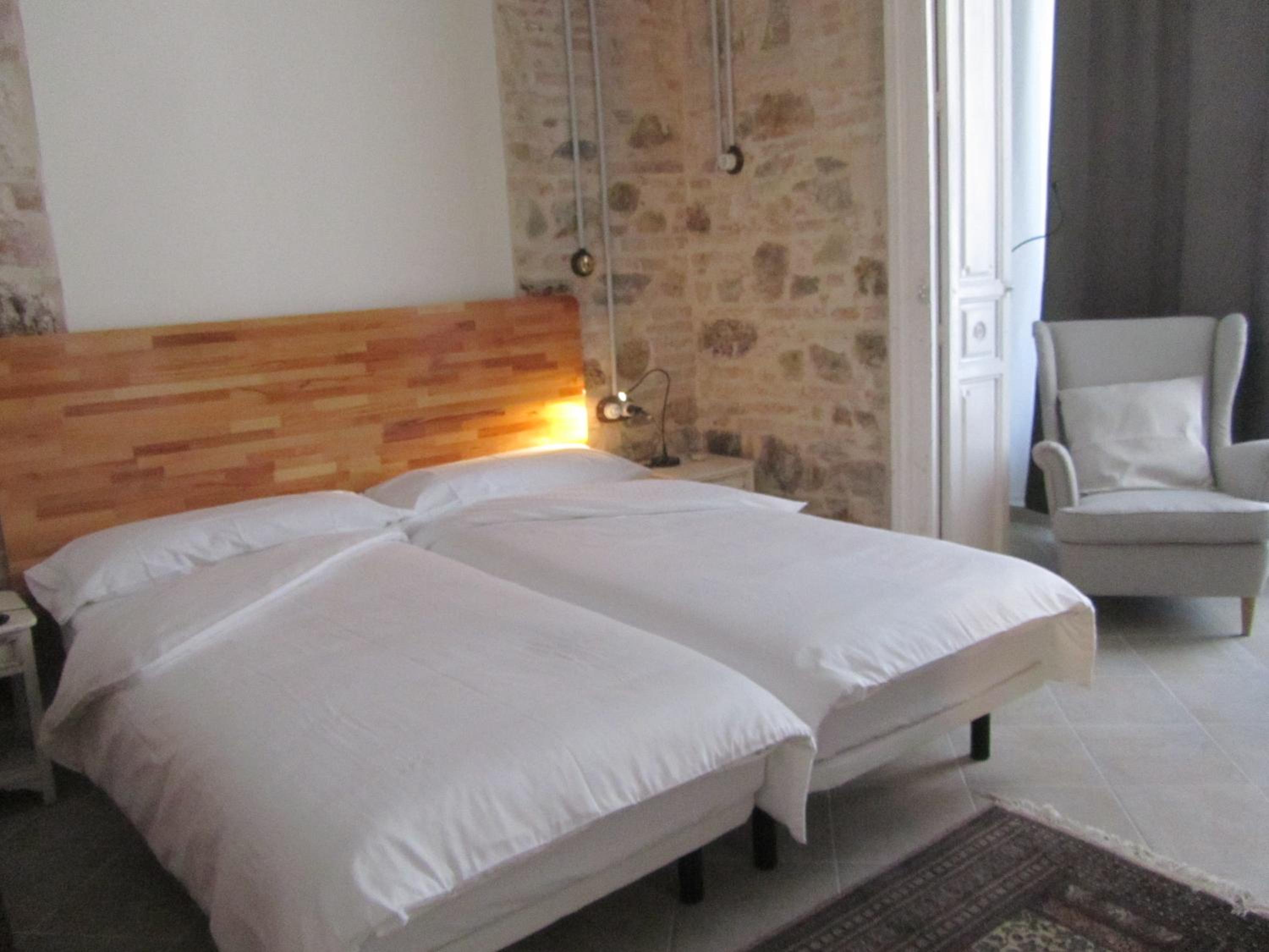 Villa Amalia Suites Malaga photo 3