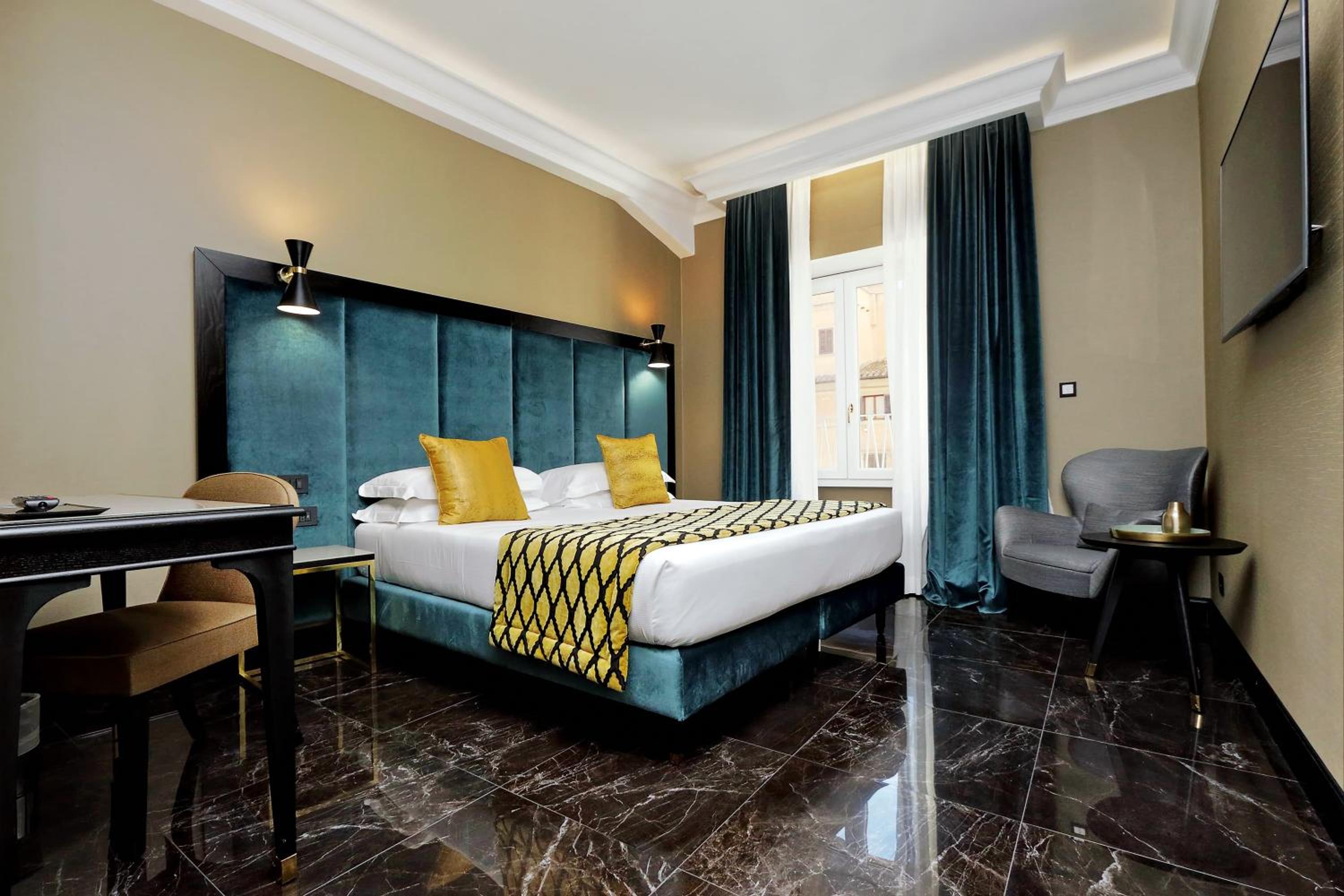 BQ House Colosseo Luxury Rooms