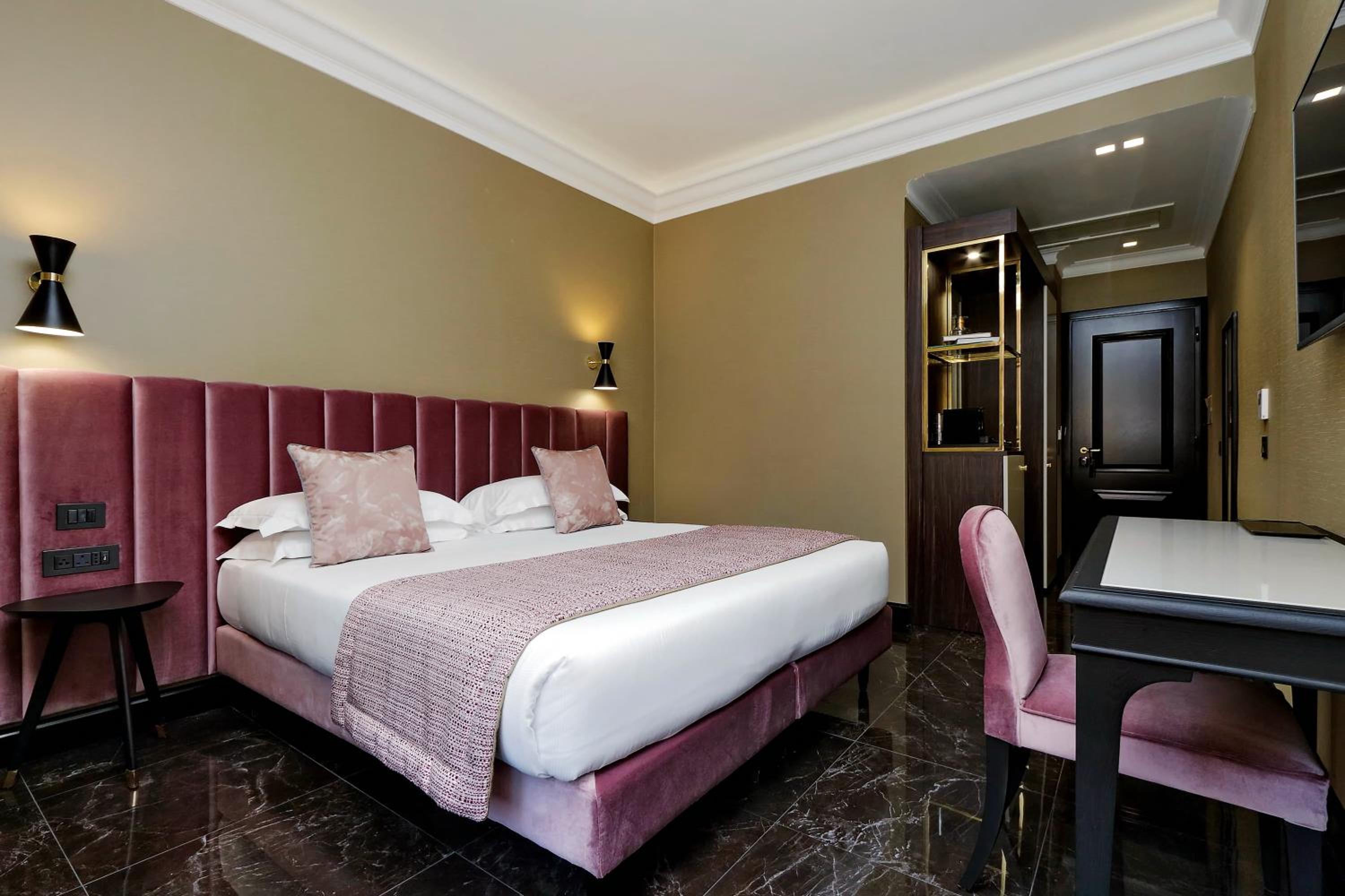 BQ House Colosseo Luxury Rooms