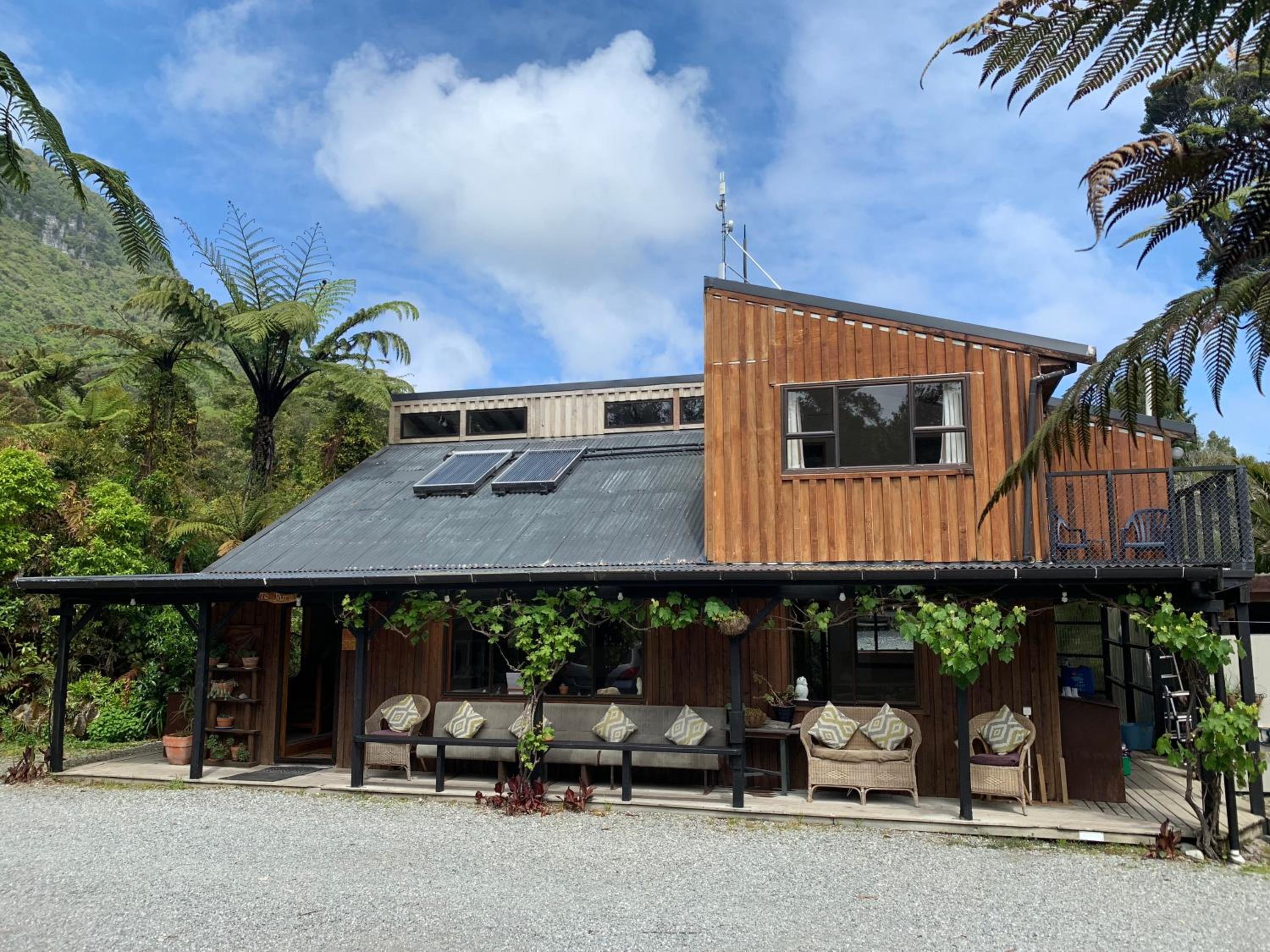 Te Nikau Retreat