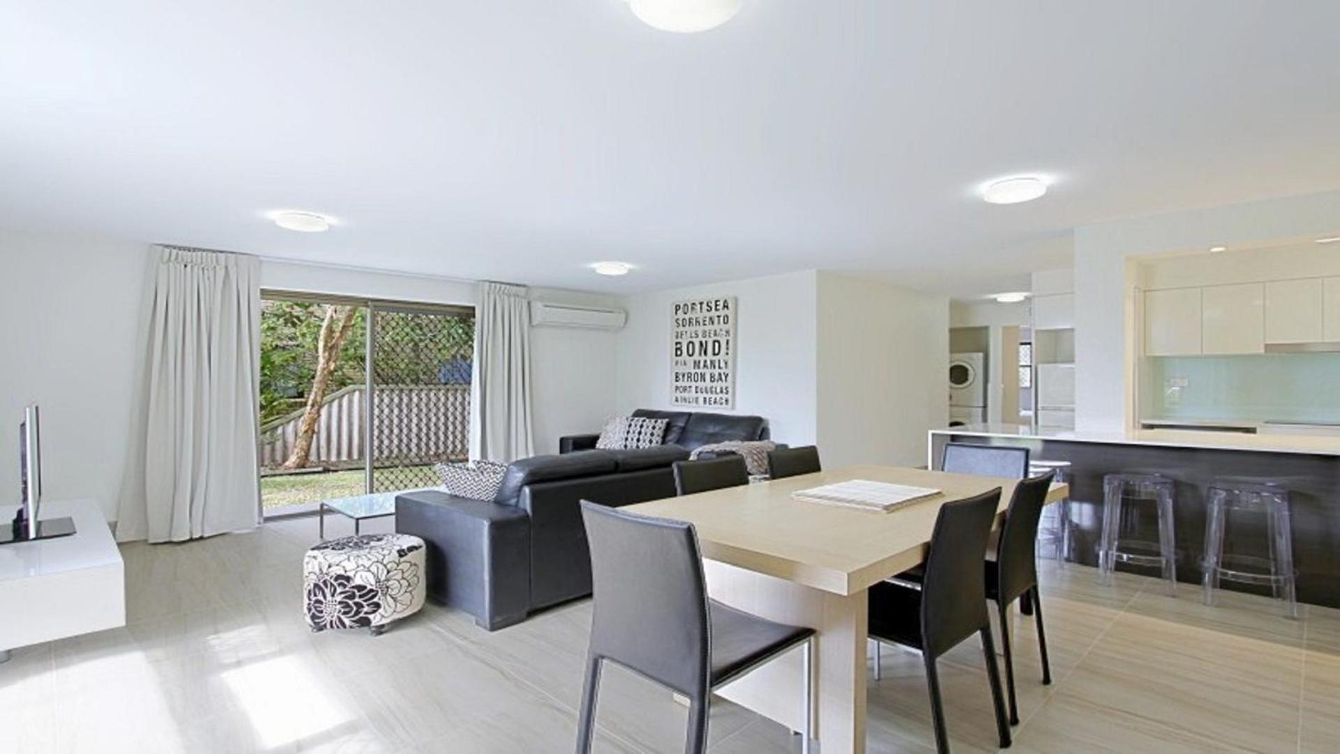 1/56 Lawson Street@Clarkes Beach
