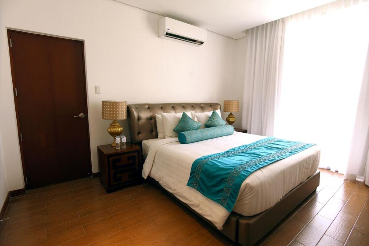Thunderbird Resorts - Poro Point