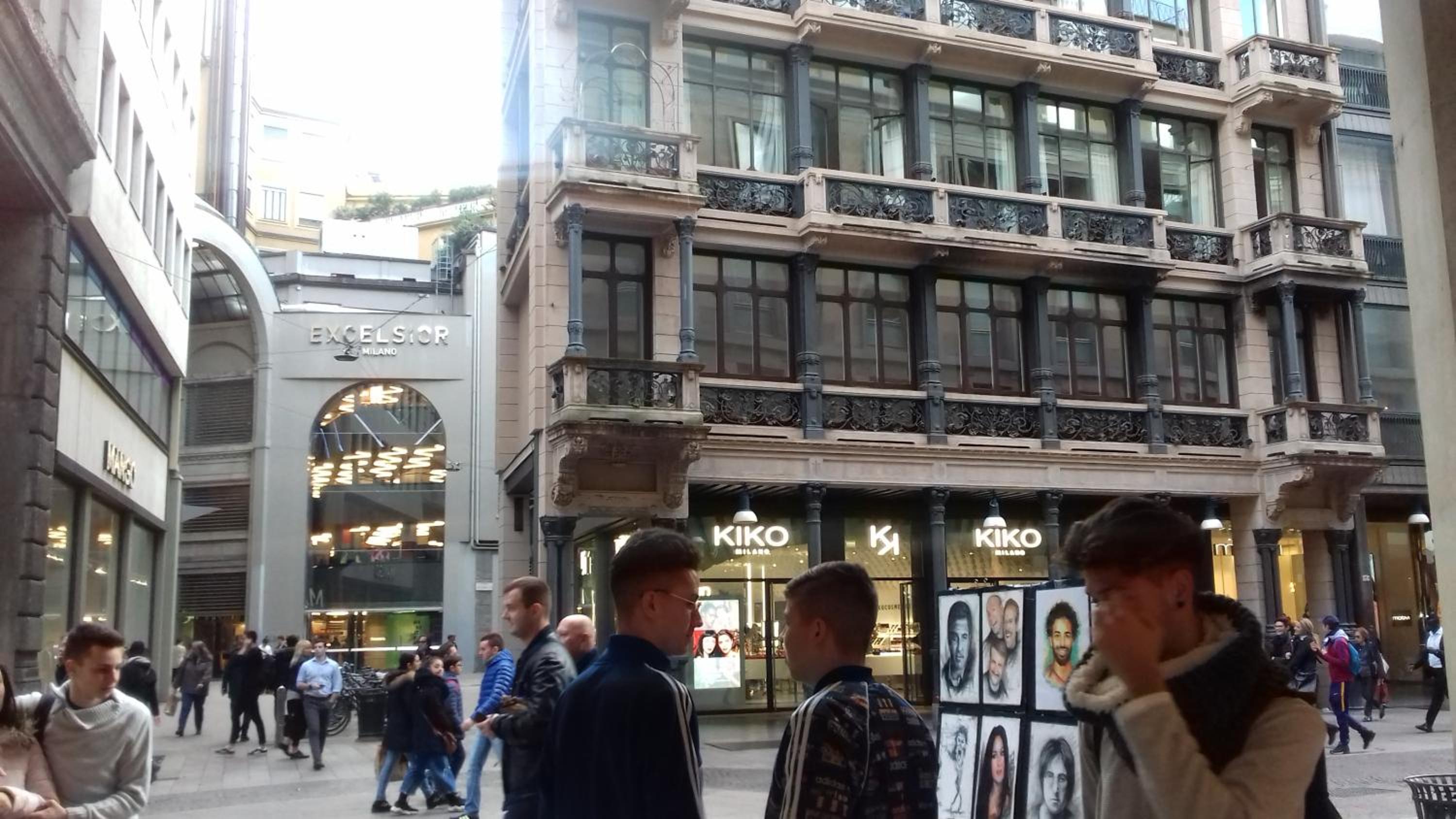 10 Via Giuseppe Sirtori