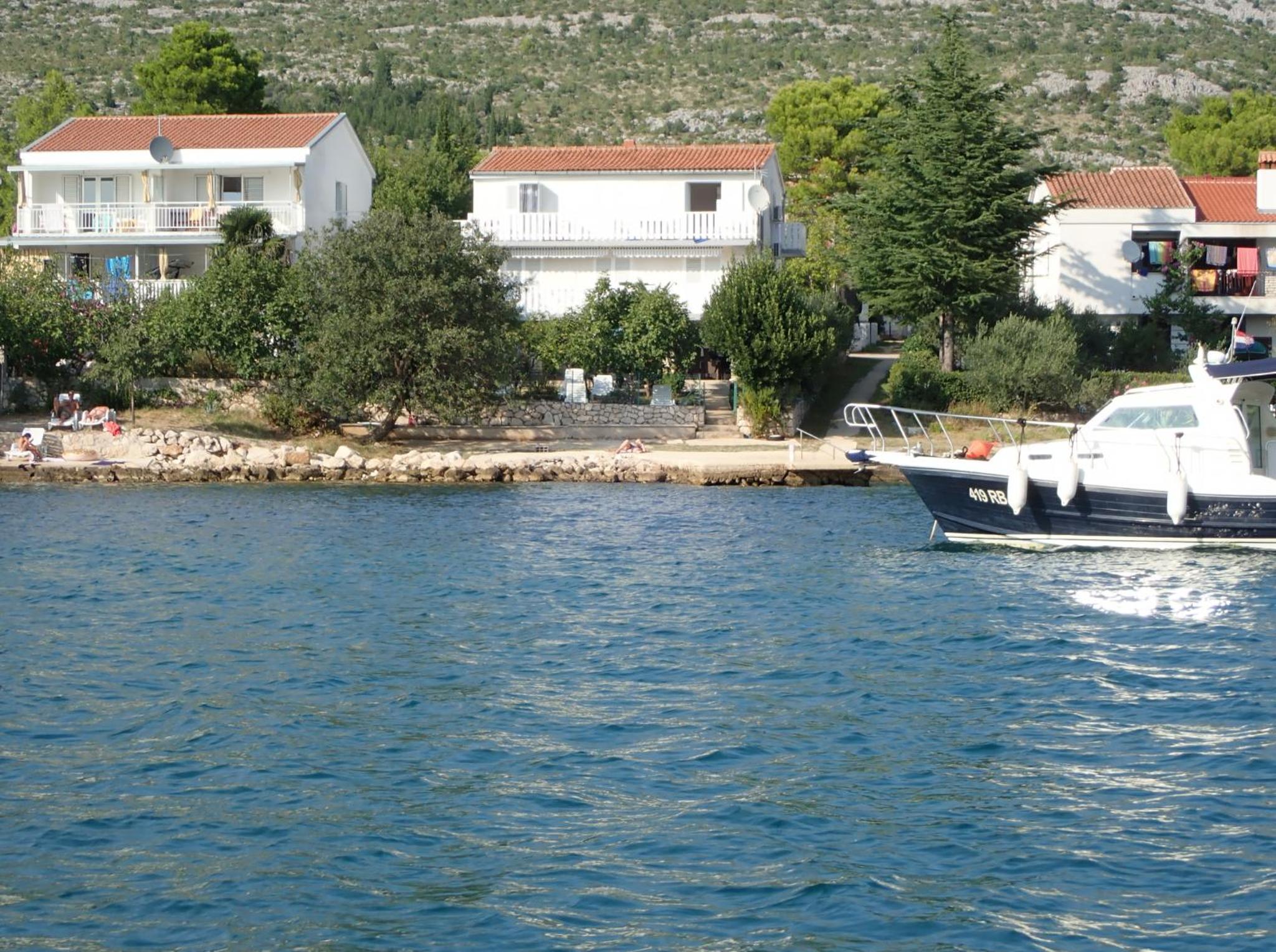 Apartments Lana - 30 m from the sea view 3