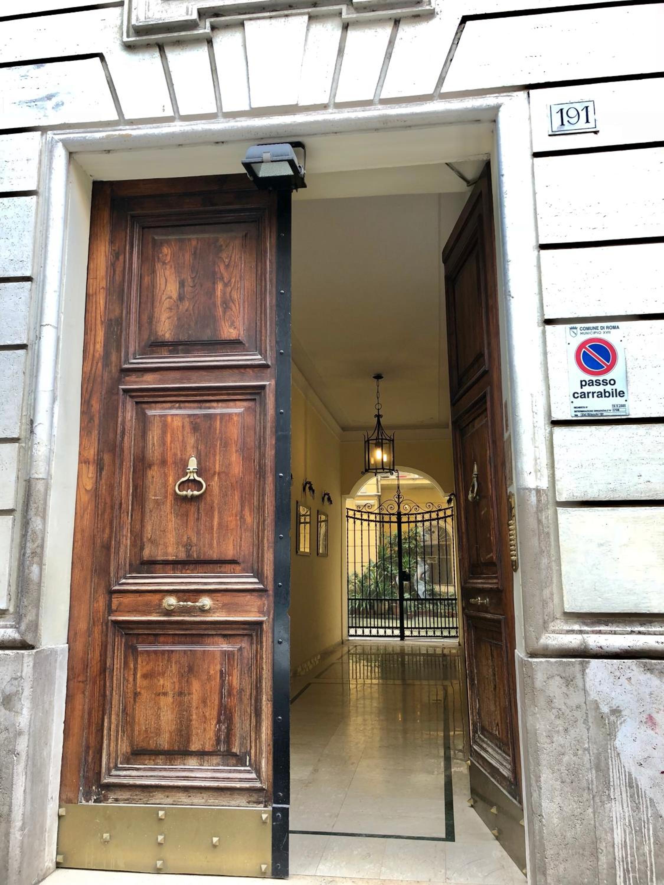 Gracchi Guest House