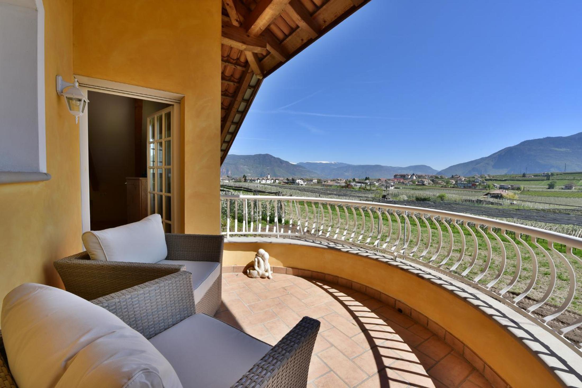 Villa Raifer view 4