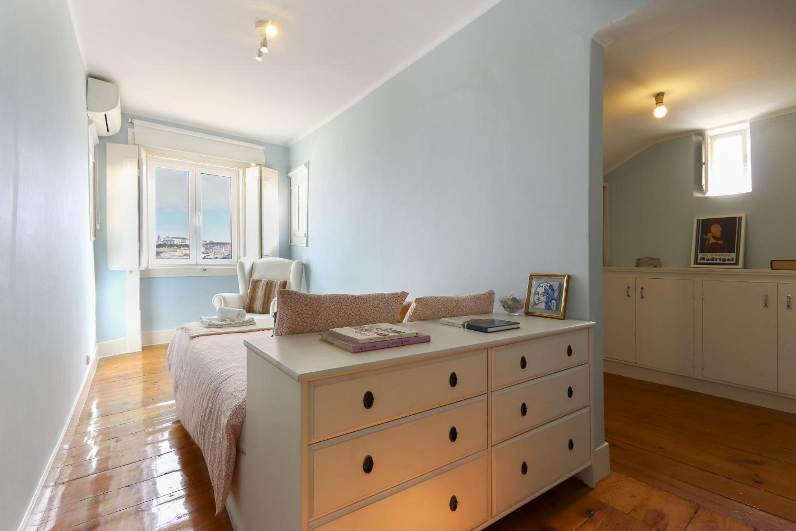 Chiado Views by Homing photo 3