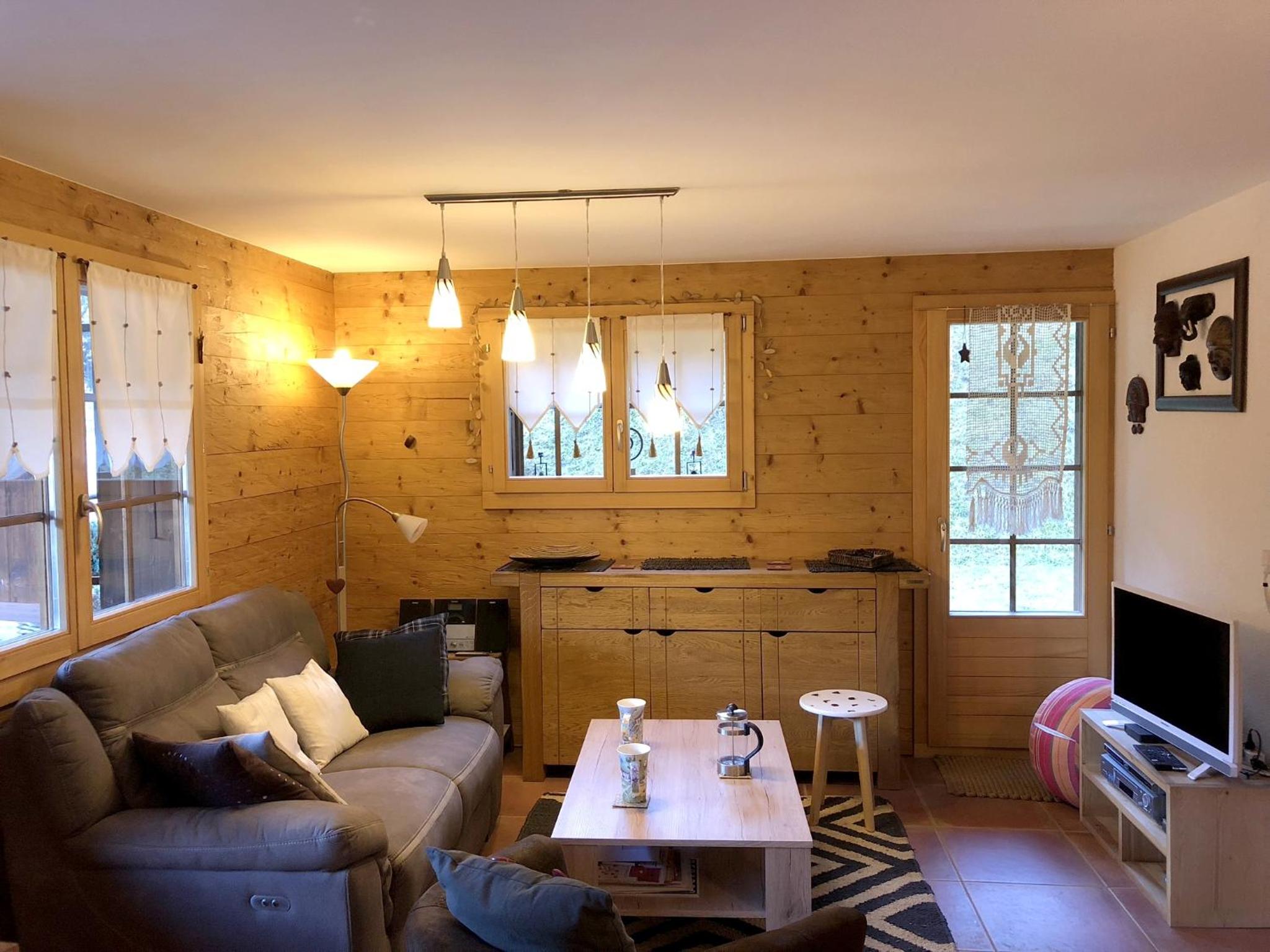 Apartments Vieux Chalet view 3