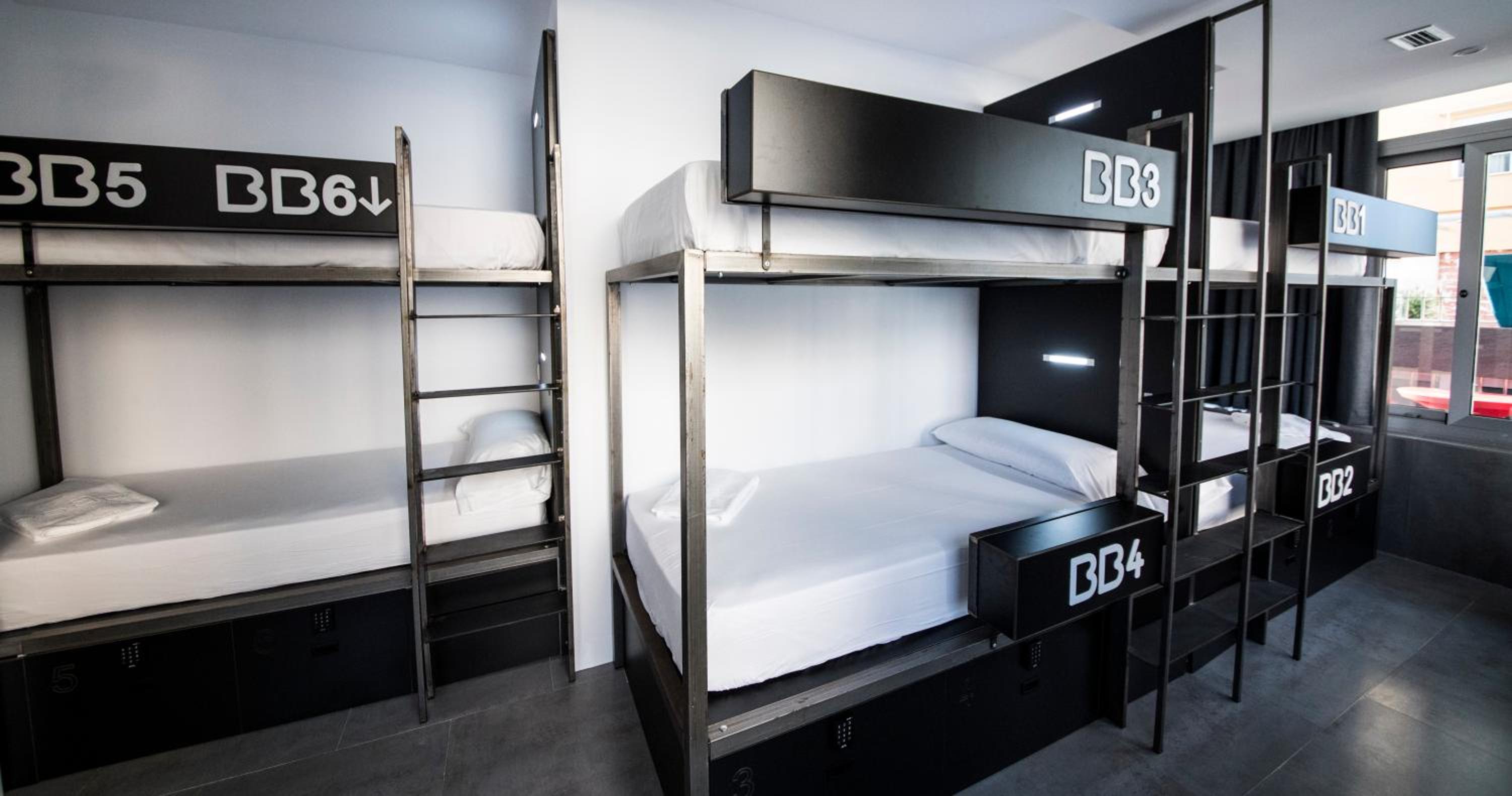 Bea Beach Hostel