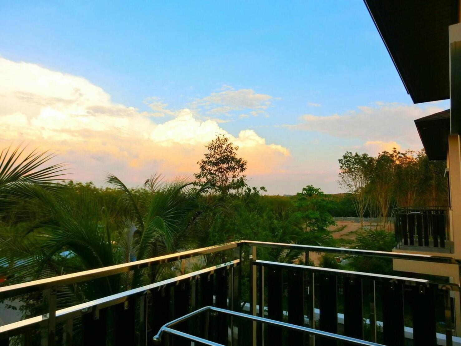 Aonang Oscar Pool Villas - Free Shuttle to Aonang Beach -shared pool - private pool