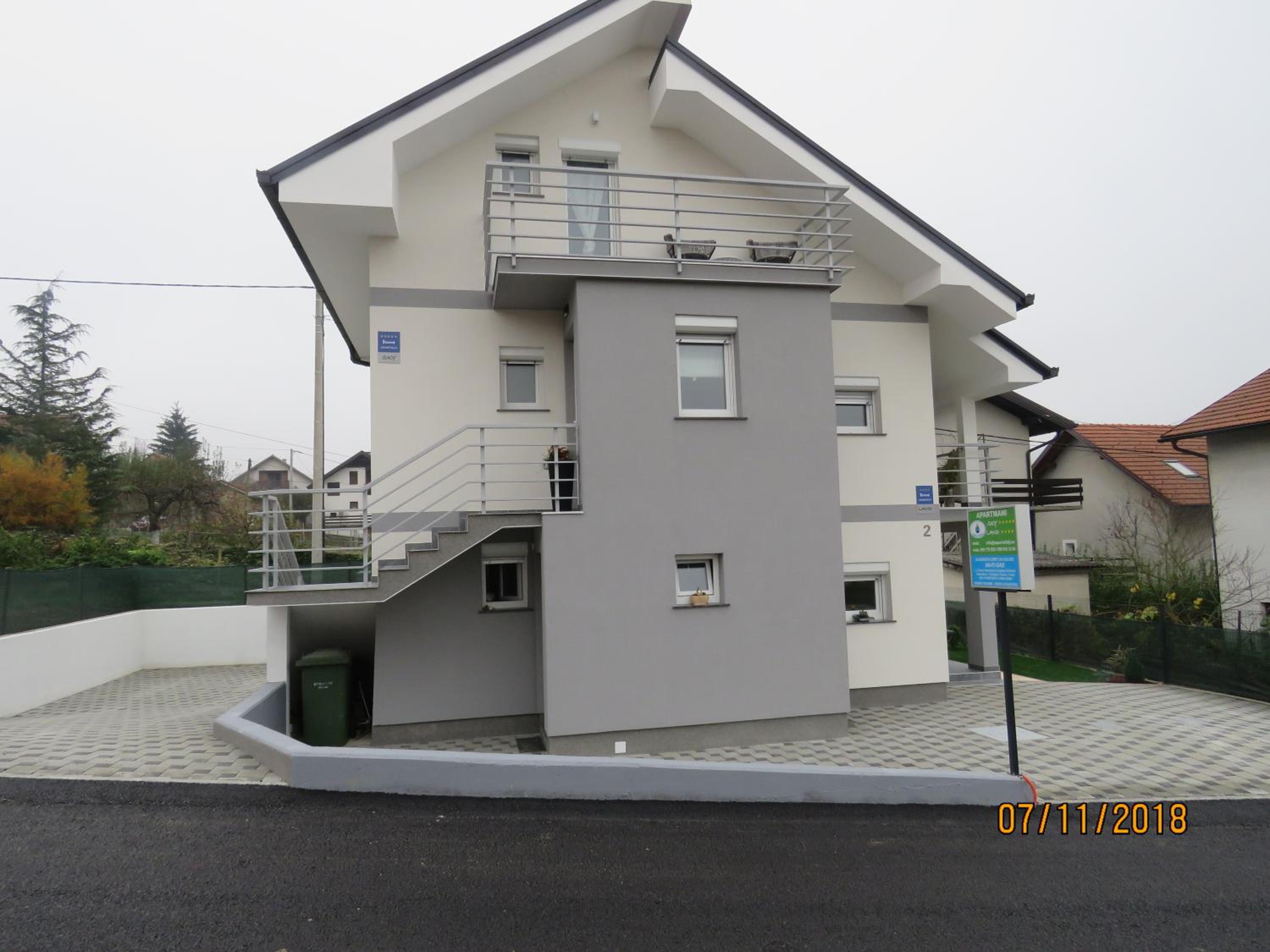 Hotel AQUA-TUHELJ- SKY - Image 1