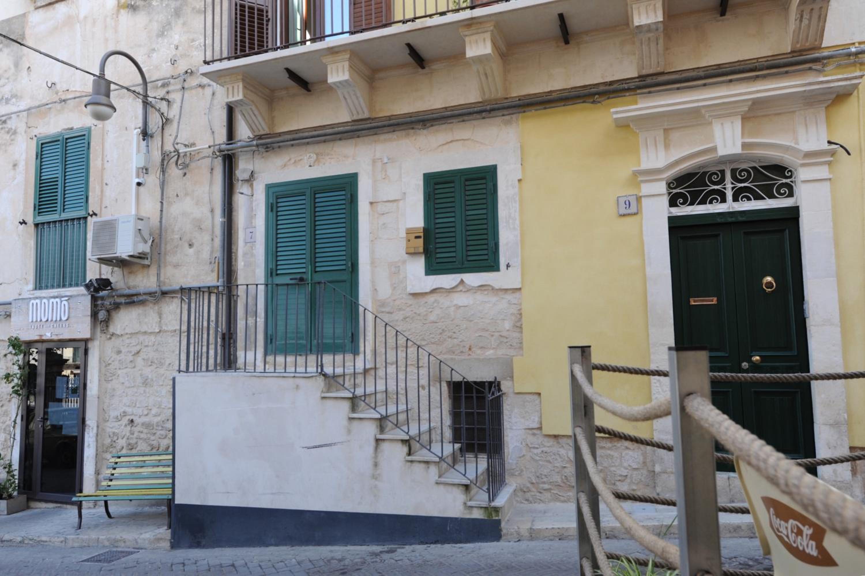 La casa in piazza view 2