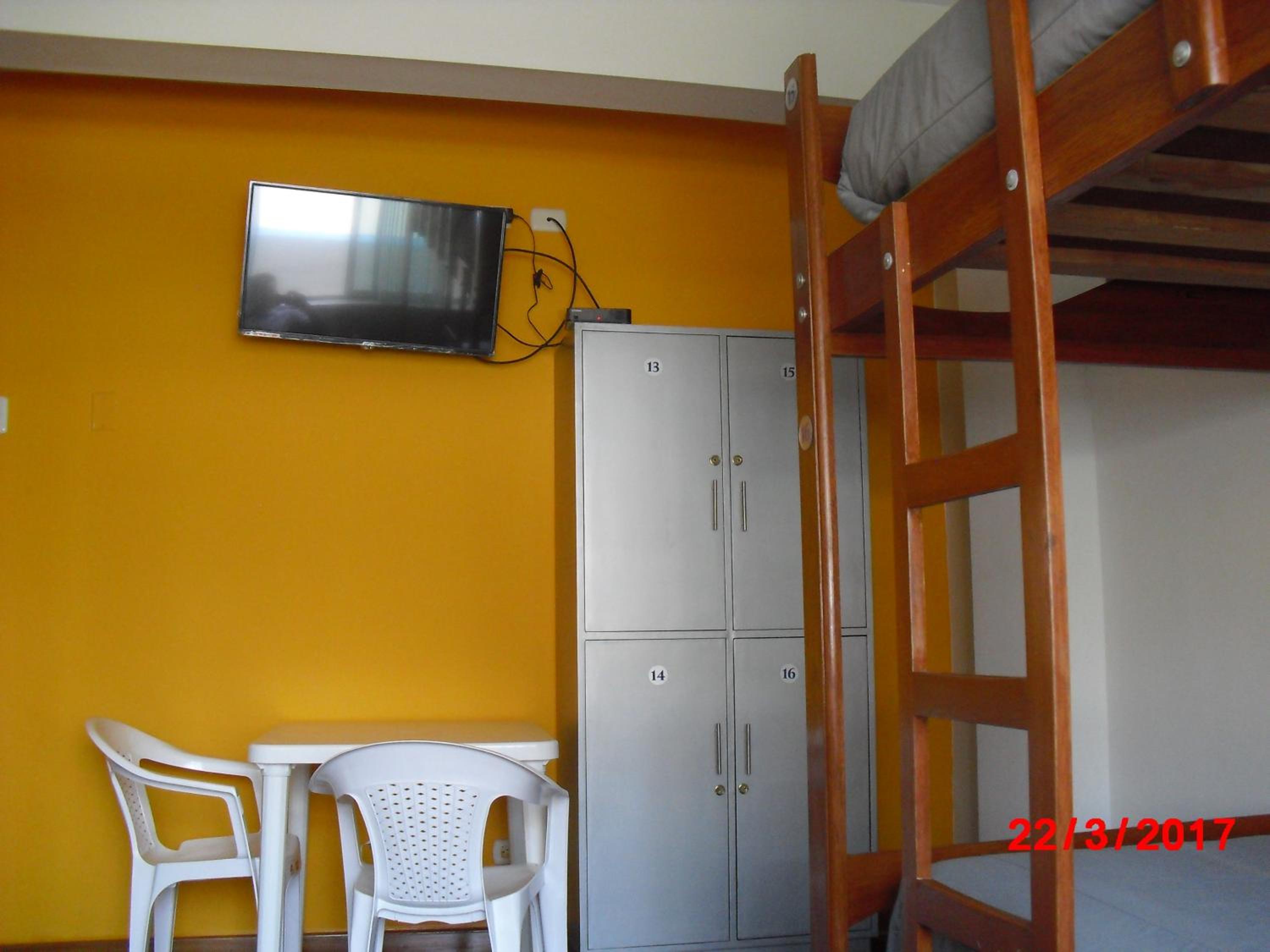 Photo 9
