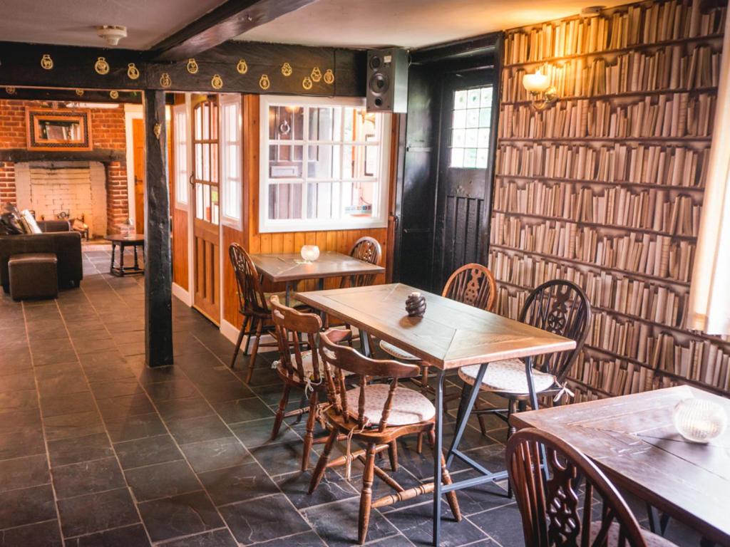 restaurant