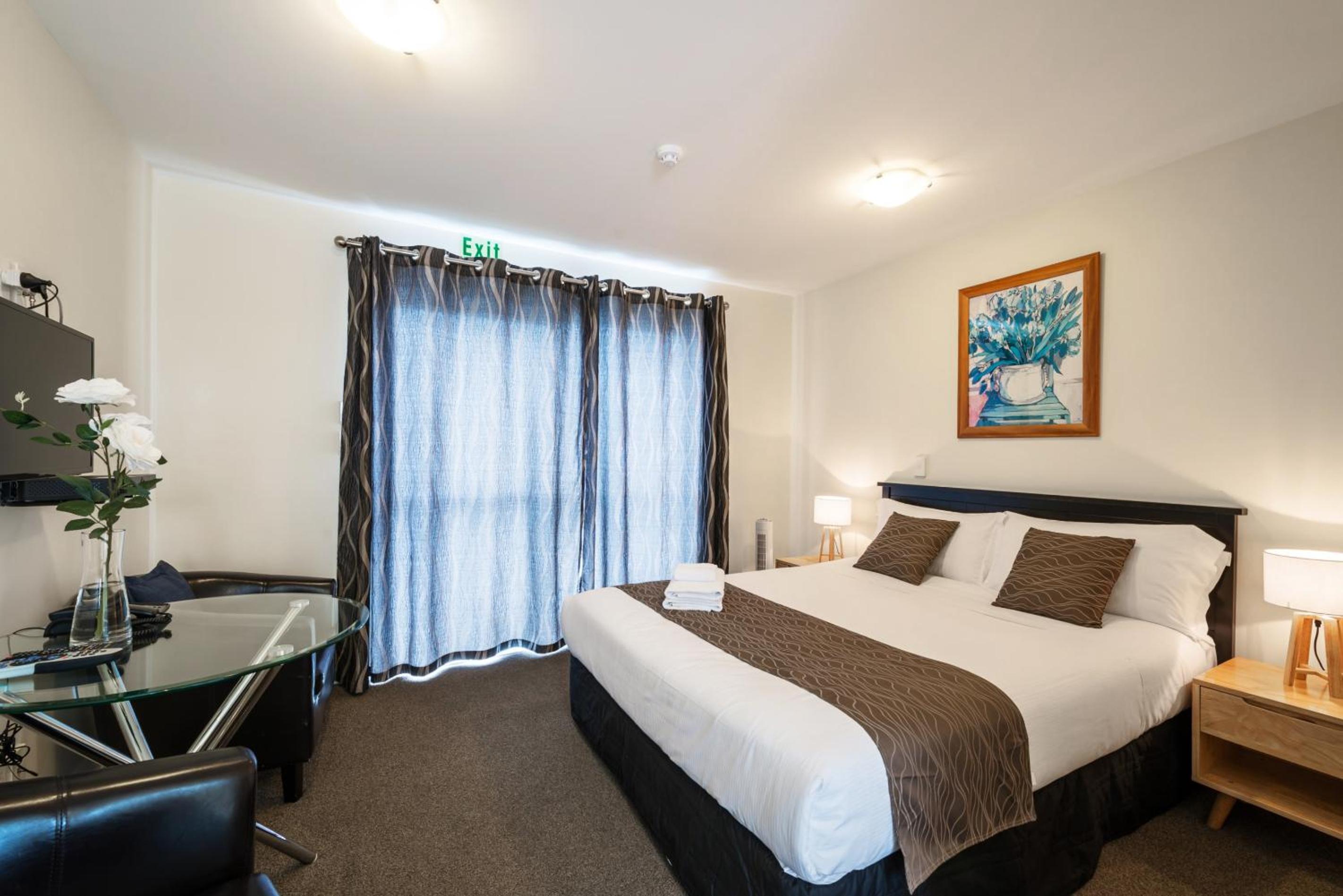 123 Motel - Image 3
