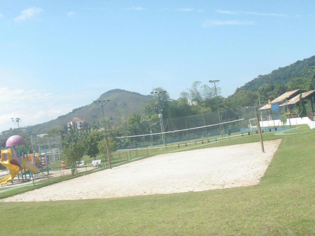 Ubatuba Apto. Wembley Tênis