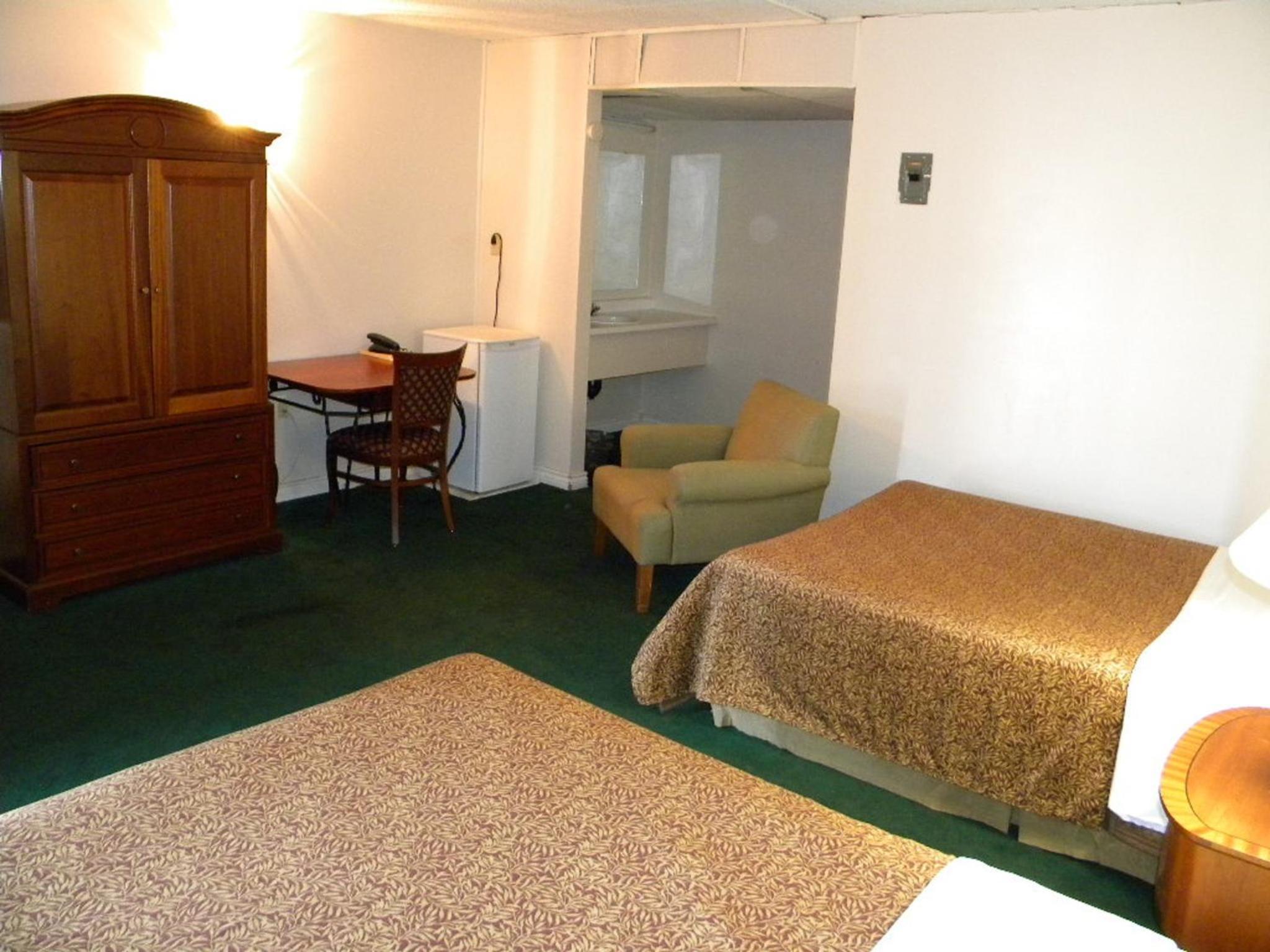 Fairway Inn by the Falls