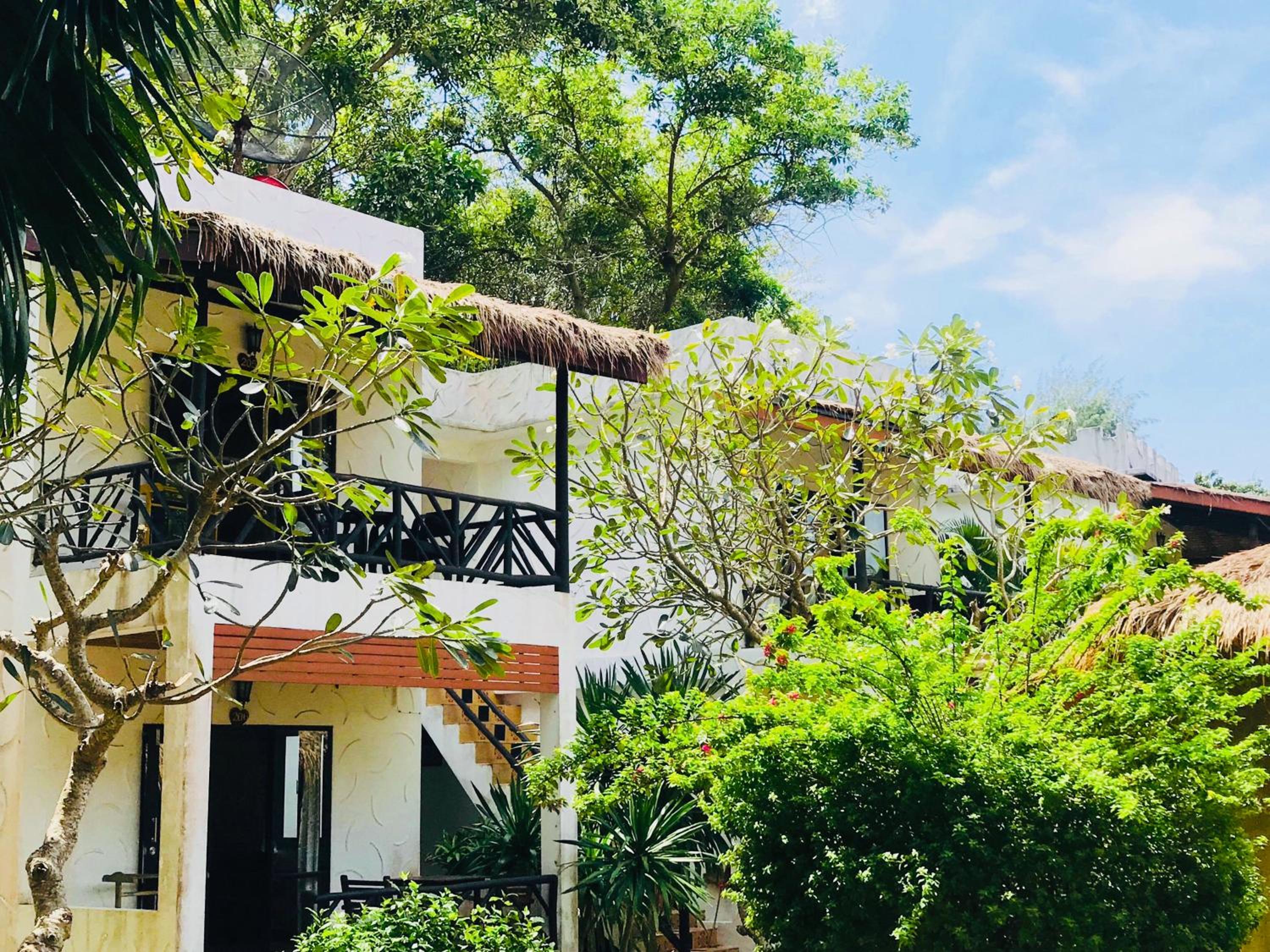 Bow Thong Beach Resort