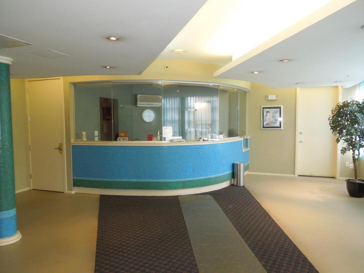 hotel reception
