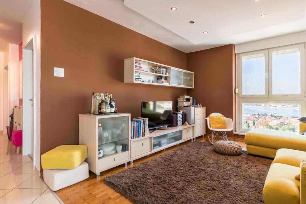 Apartment Penthouse Ema view 4