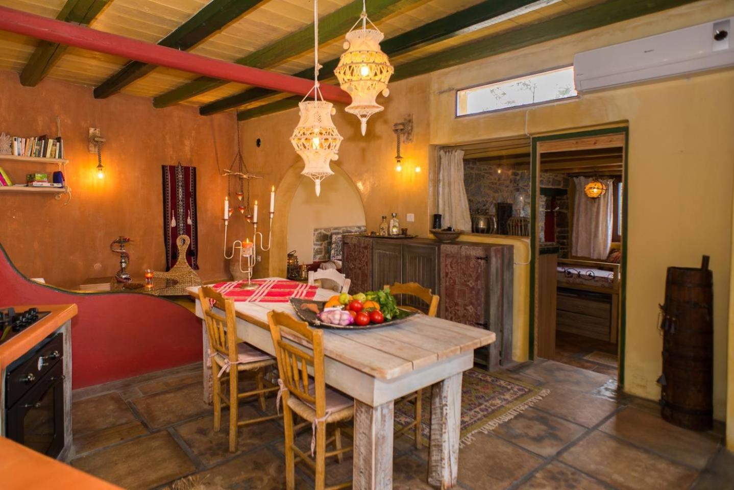 The Old Pomegranate House view 3