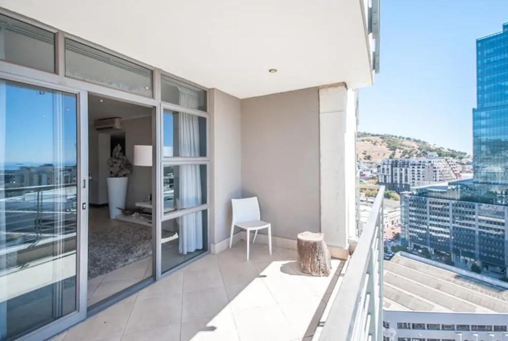 Icon Apartments