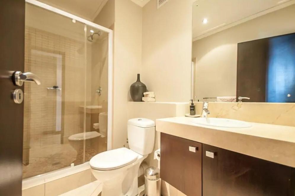 Icon Apartments