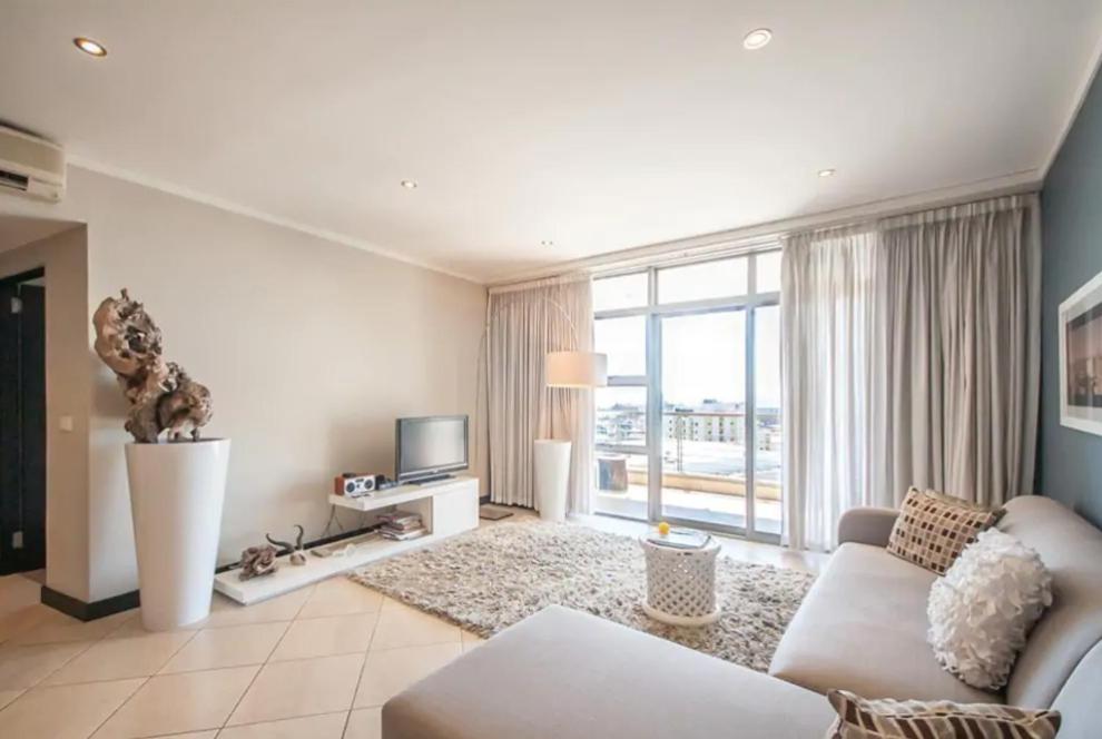 Icon Apartments