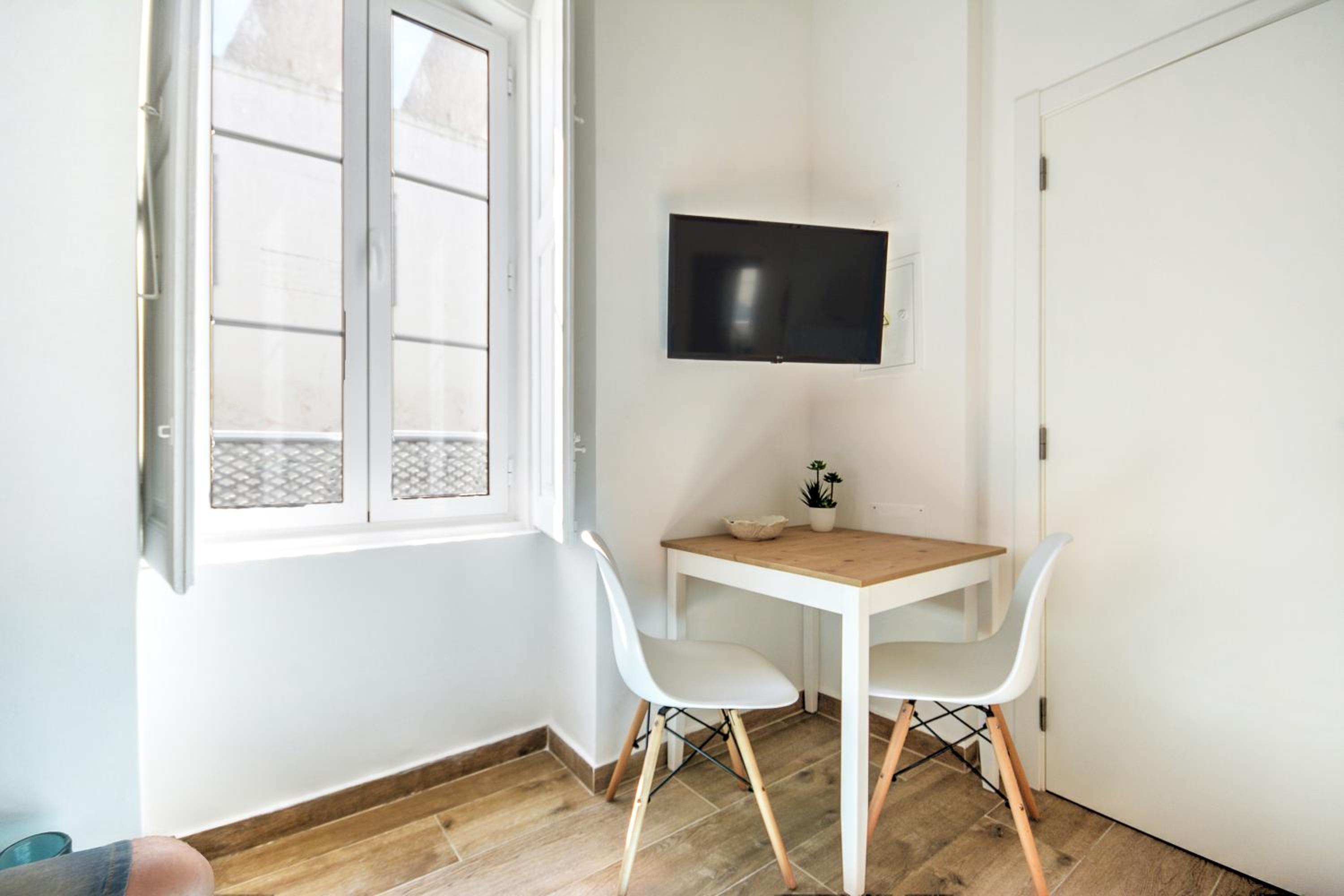 Hotel Blue Barqueta Studio - Image 1