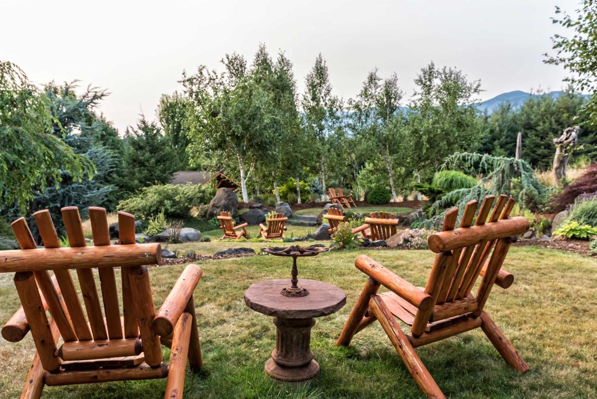 Carson Ridge Luxury Cabins view 5