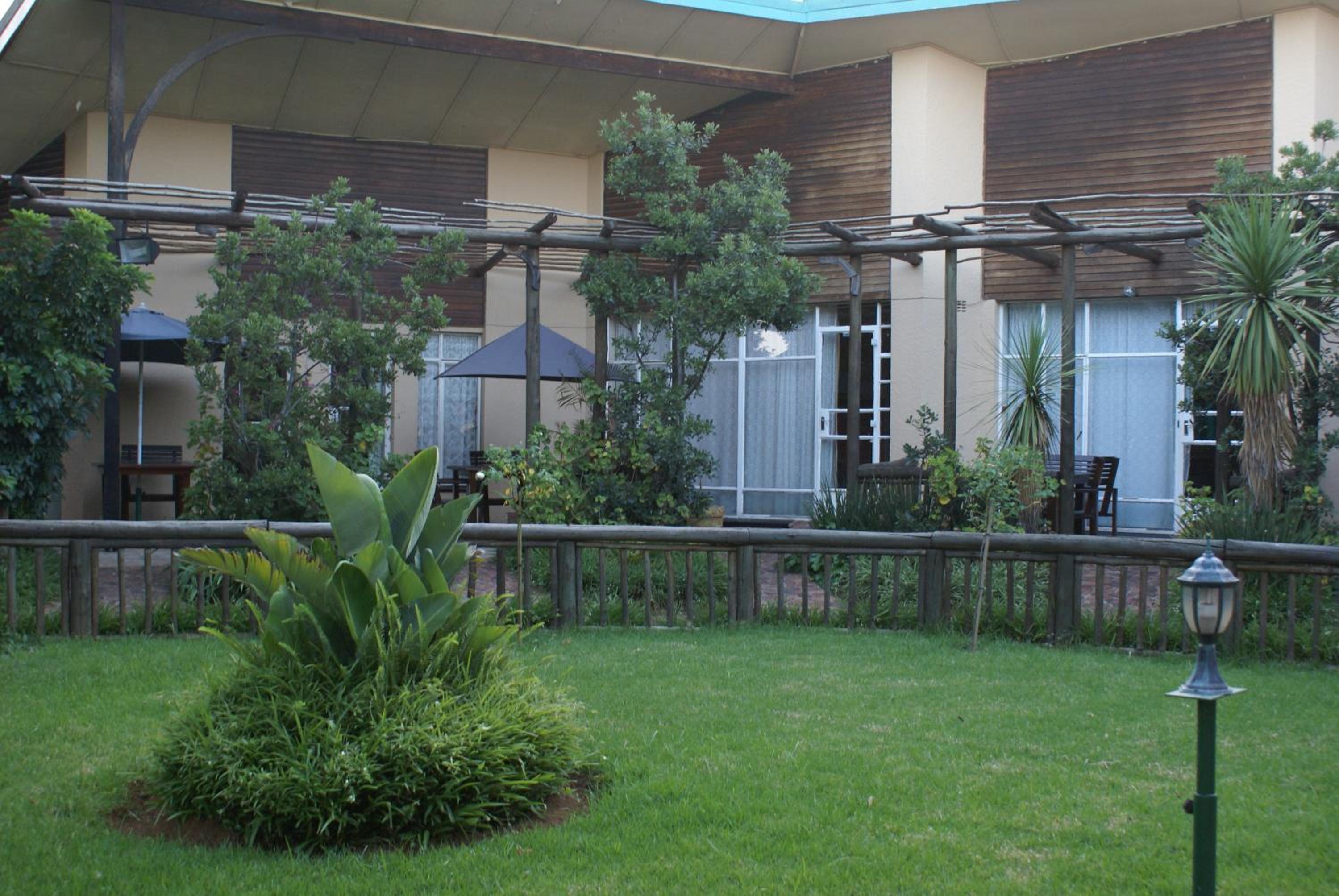 Airport Inn Bed and Breakfast view 4